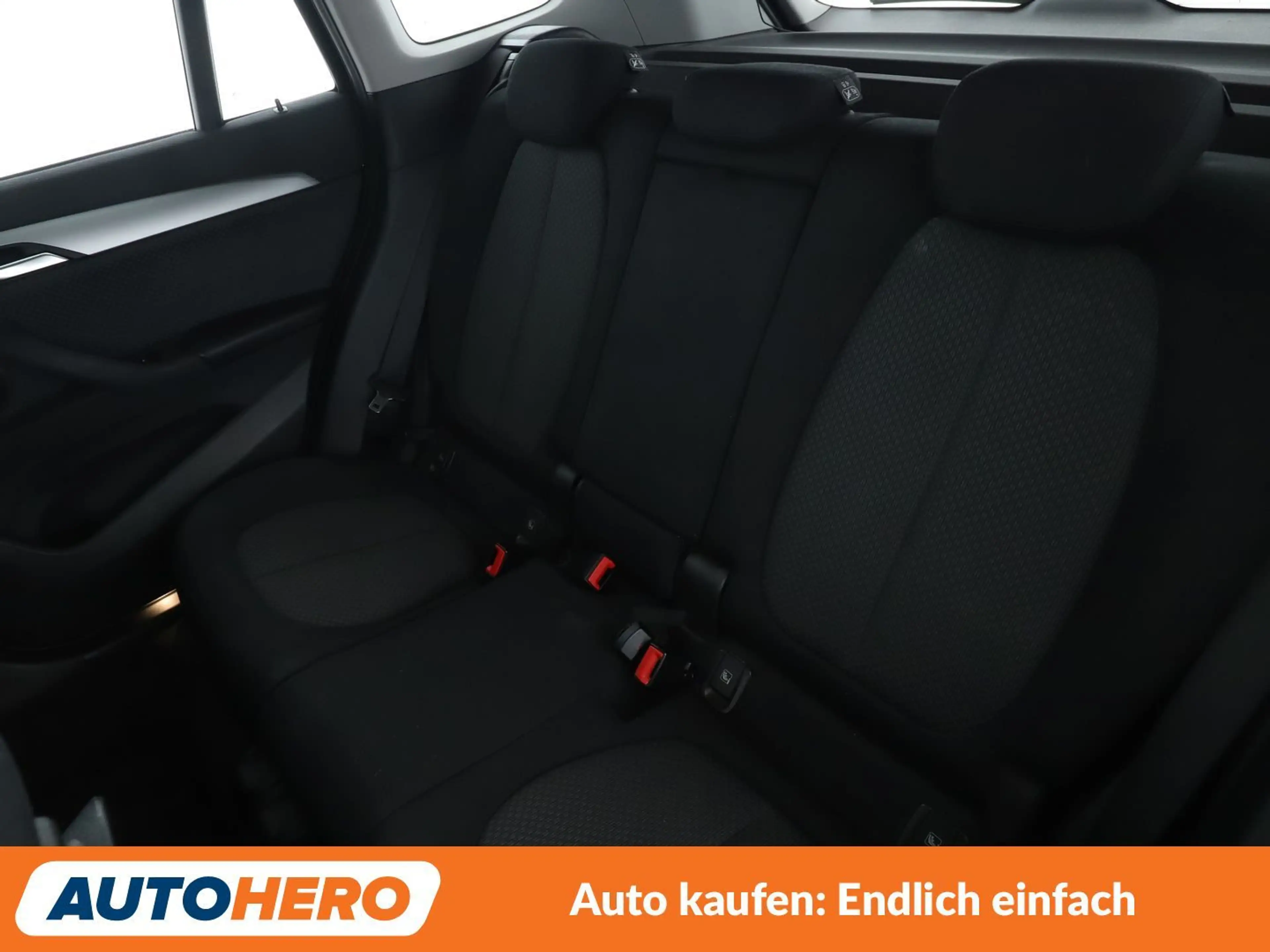 BMW X1 sDrive 18d Advantage *NAVI*TEMPO*PDC*SHZ*ALU*KLIMA — photo 14