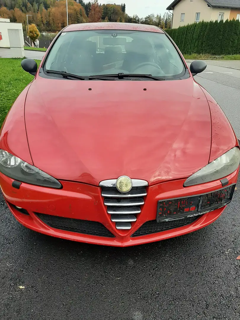 Alfa Romeo 147 Alfa 147 1,9 JTD M-JET 16V Distinctive Distinctive Rot - 1