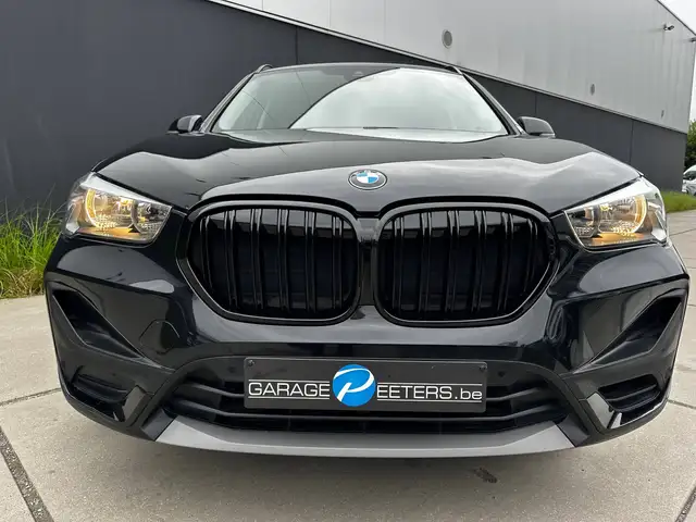 BMW X1 view 5