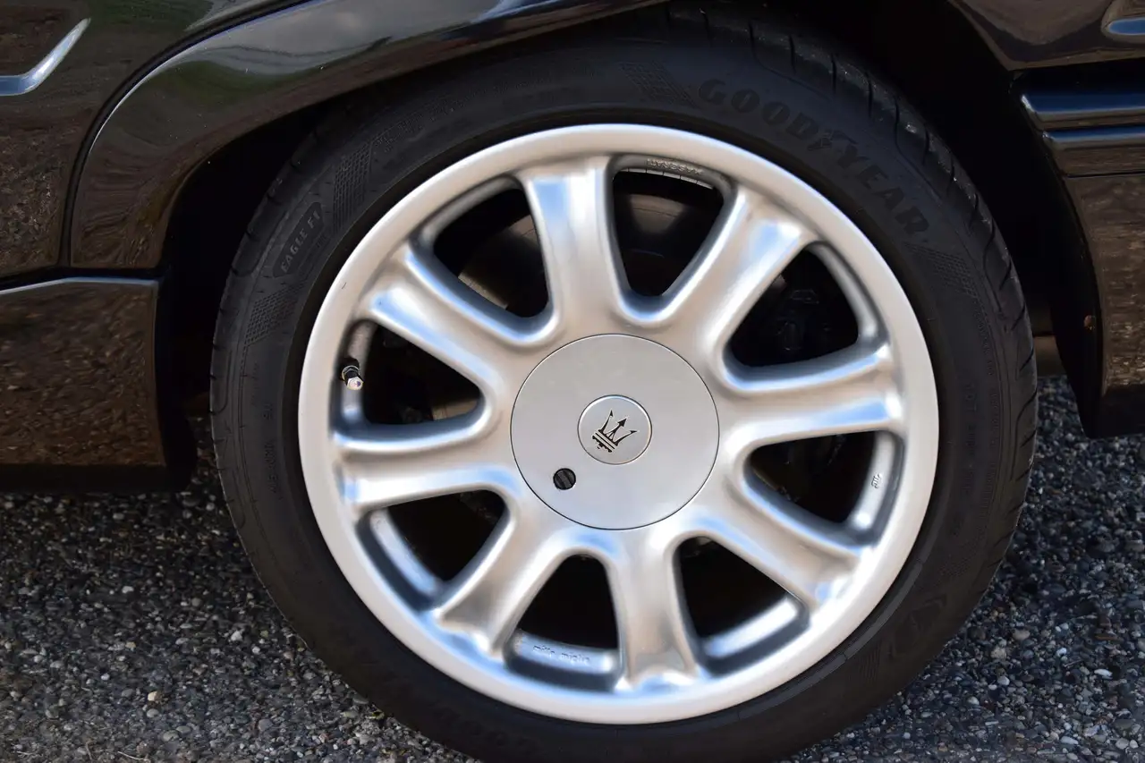 Maserati Quattroporte Ottocilindri 3.2 V8 - motor slechts 49.000 km!, foto 12