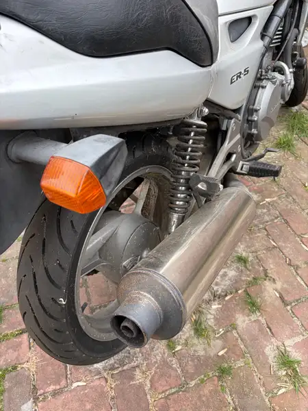 Kawasaki ER - 5 - foto 7