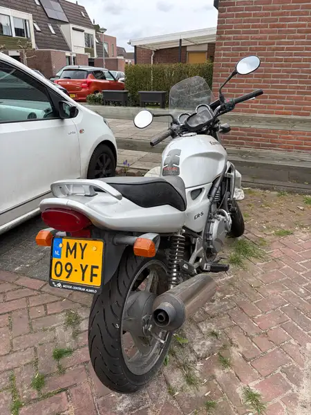 Kawasaki ER - 5 - foto 2