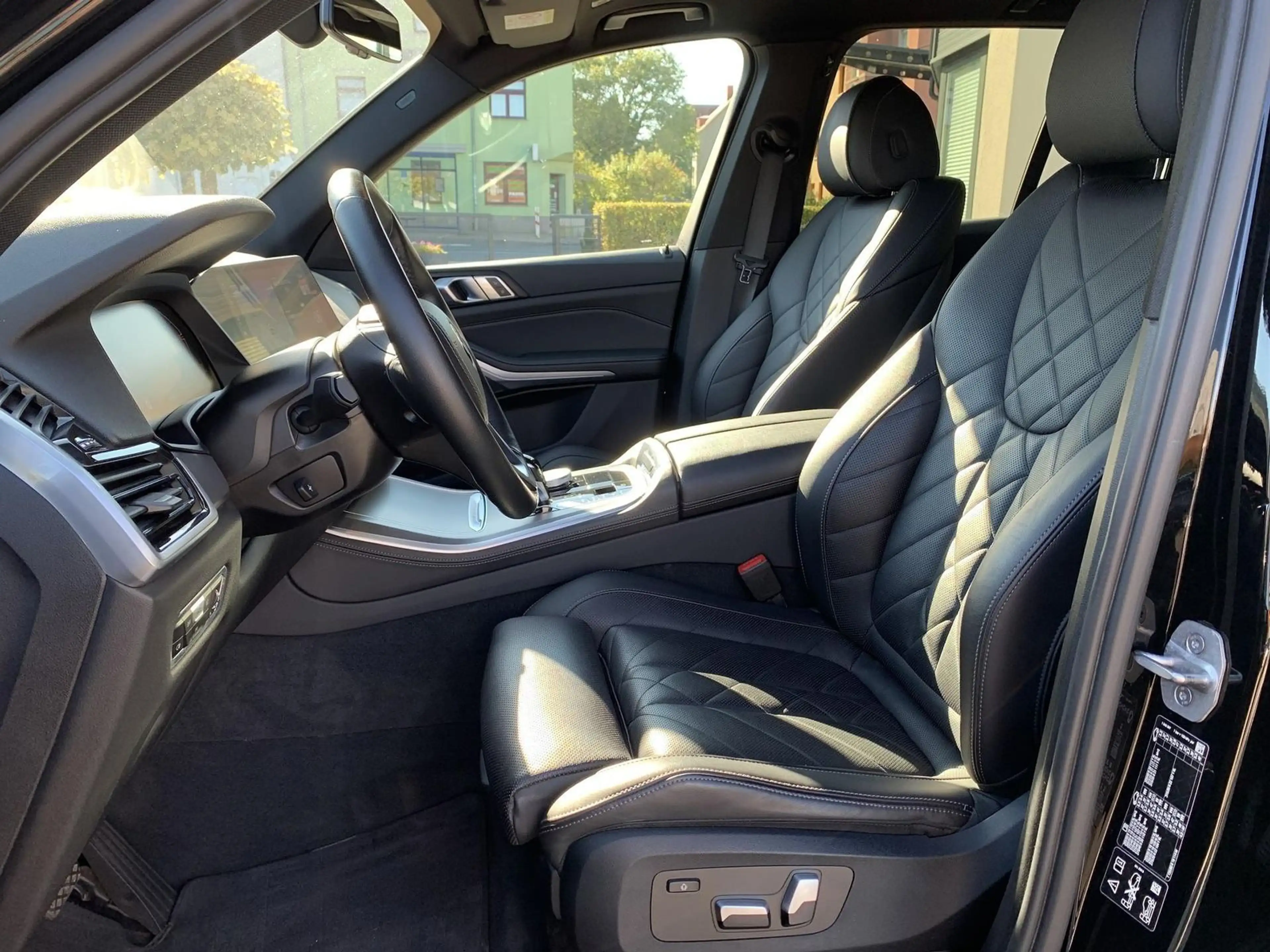 BMW X5 xDrive 30d 20erLM+ACC+Leder+Memory+Kamera — photo 10
