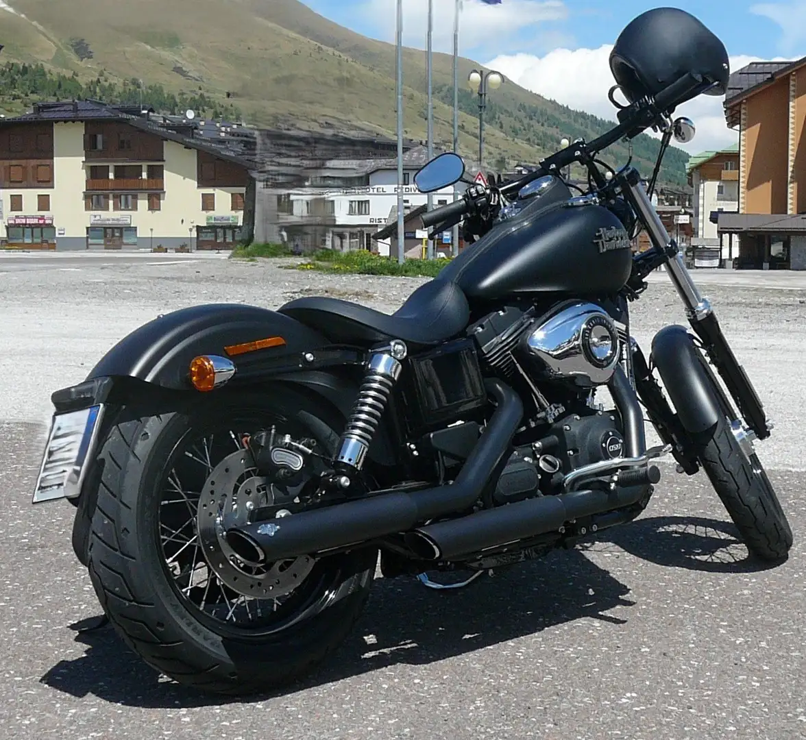 Harley-Davidson Street Bob Harley-Davidson Dyna Street Bob 103 ABS Nero - 2