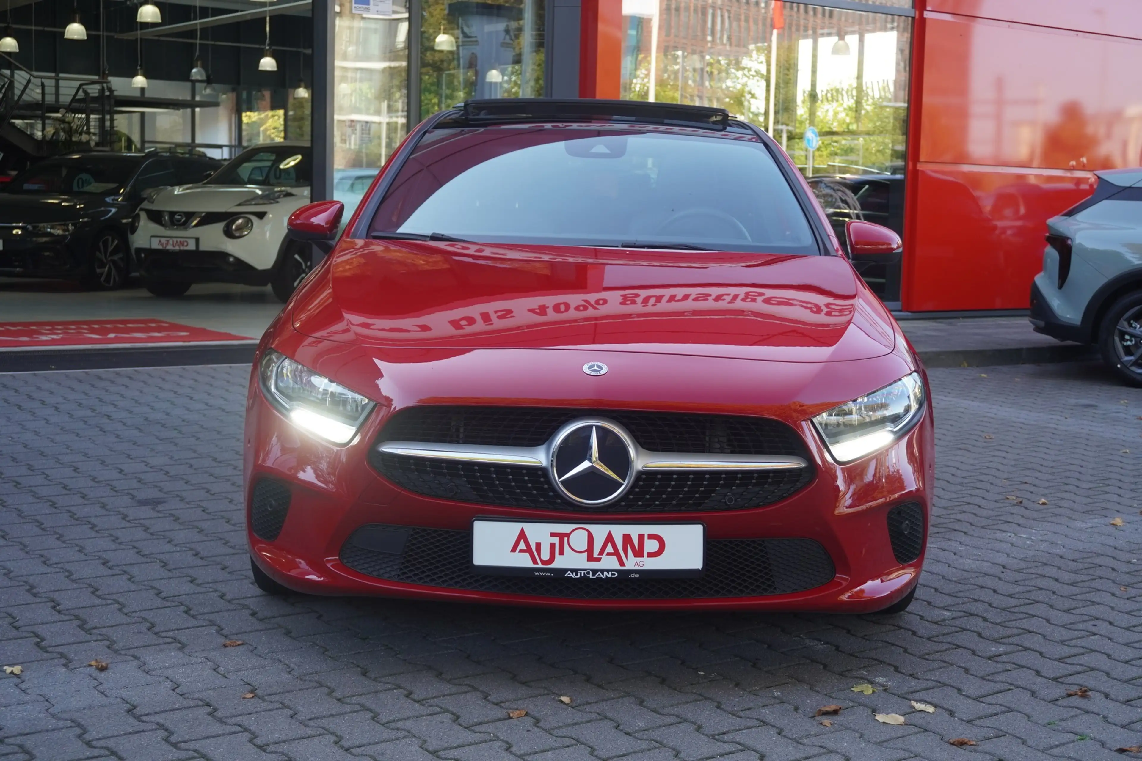 Mercedes-Benz A 200 A200 Progressive Navi Panorama Android Apple PDC — photo 3