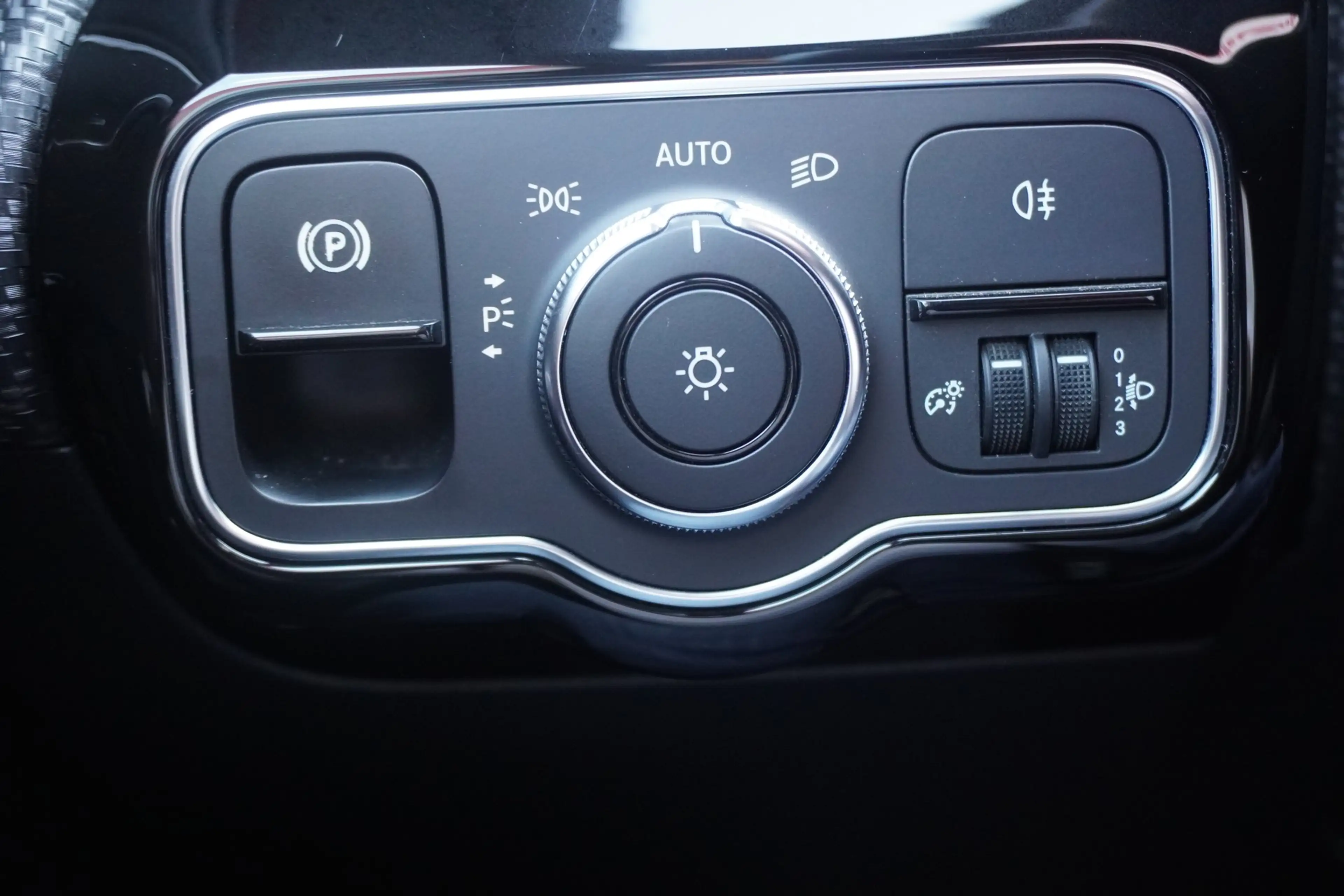 Mercedes-Benz A 200 A200 Progressive Navi Panorama Android Apple PDC — photo 20