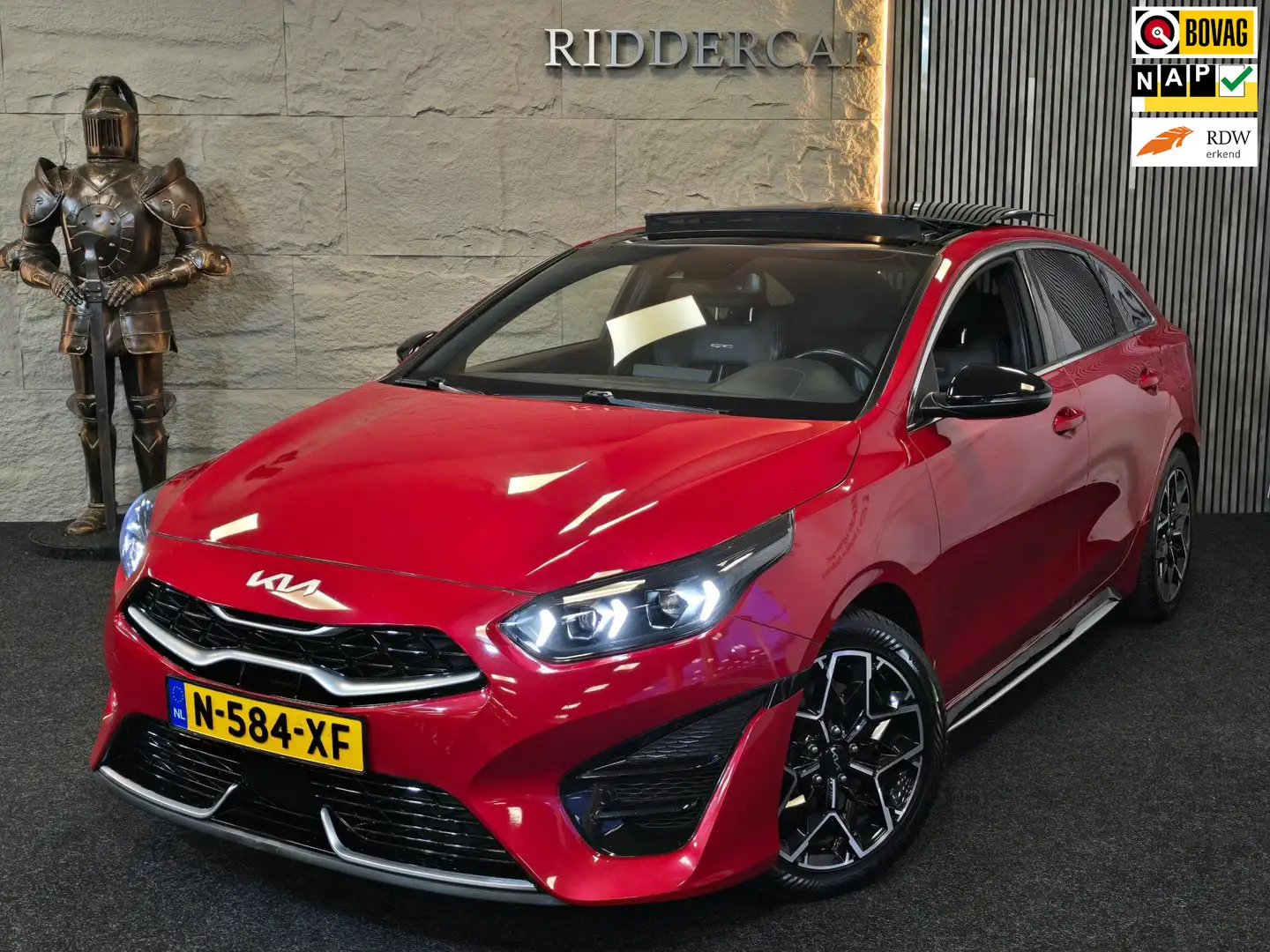 Kia ProCeed / pro_cee'd 1.5 T-GDi GT-Line|GARANTIE|NAP|PANO|ACC|TREKHAAK|C Rojo - 1