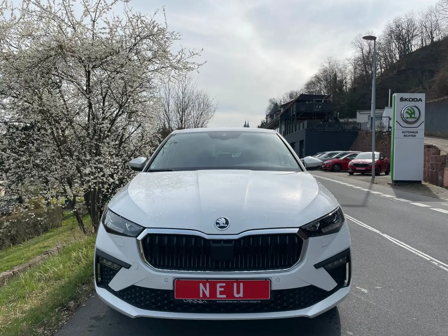 Skoda Scala Drive 1.0 TSI 85 kW Weiß - 2