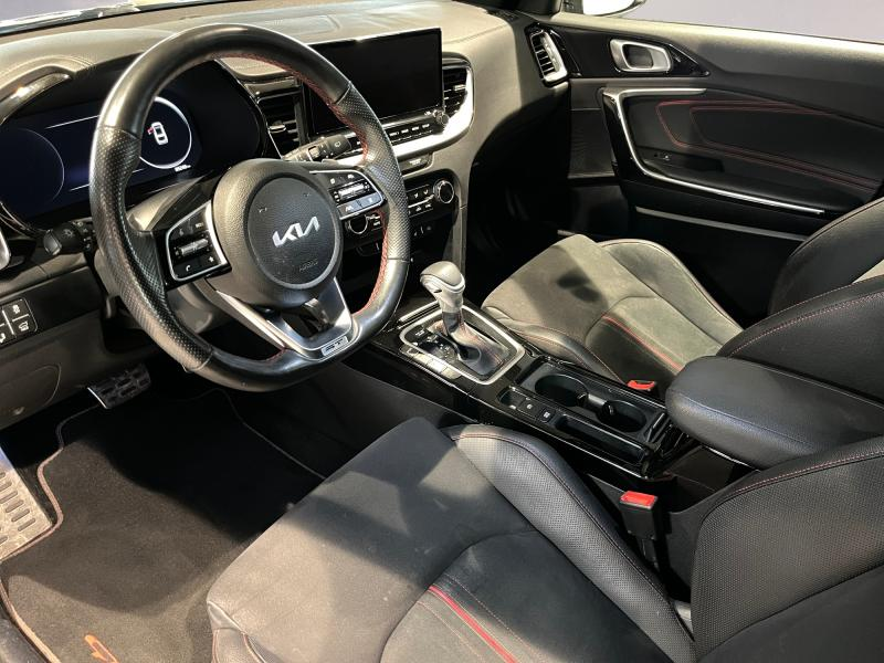 Kia ProCeed / pro_cee'd Proceed GT 1.6 T-GDI 204 — photo 9