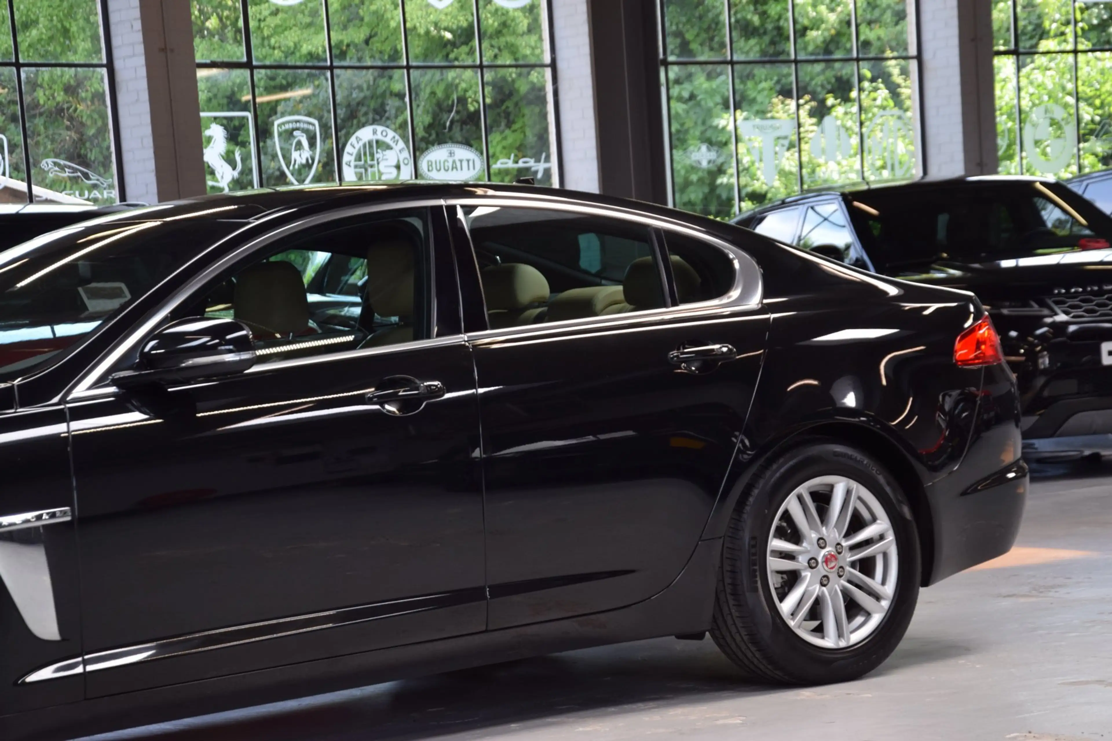 Jaguar XF 2.2D 1ste Eigenaar Org NL auto Bi-Xenon Diesel Aut — photo 6