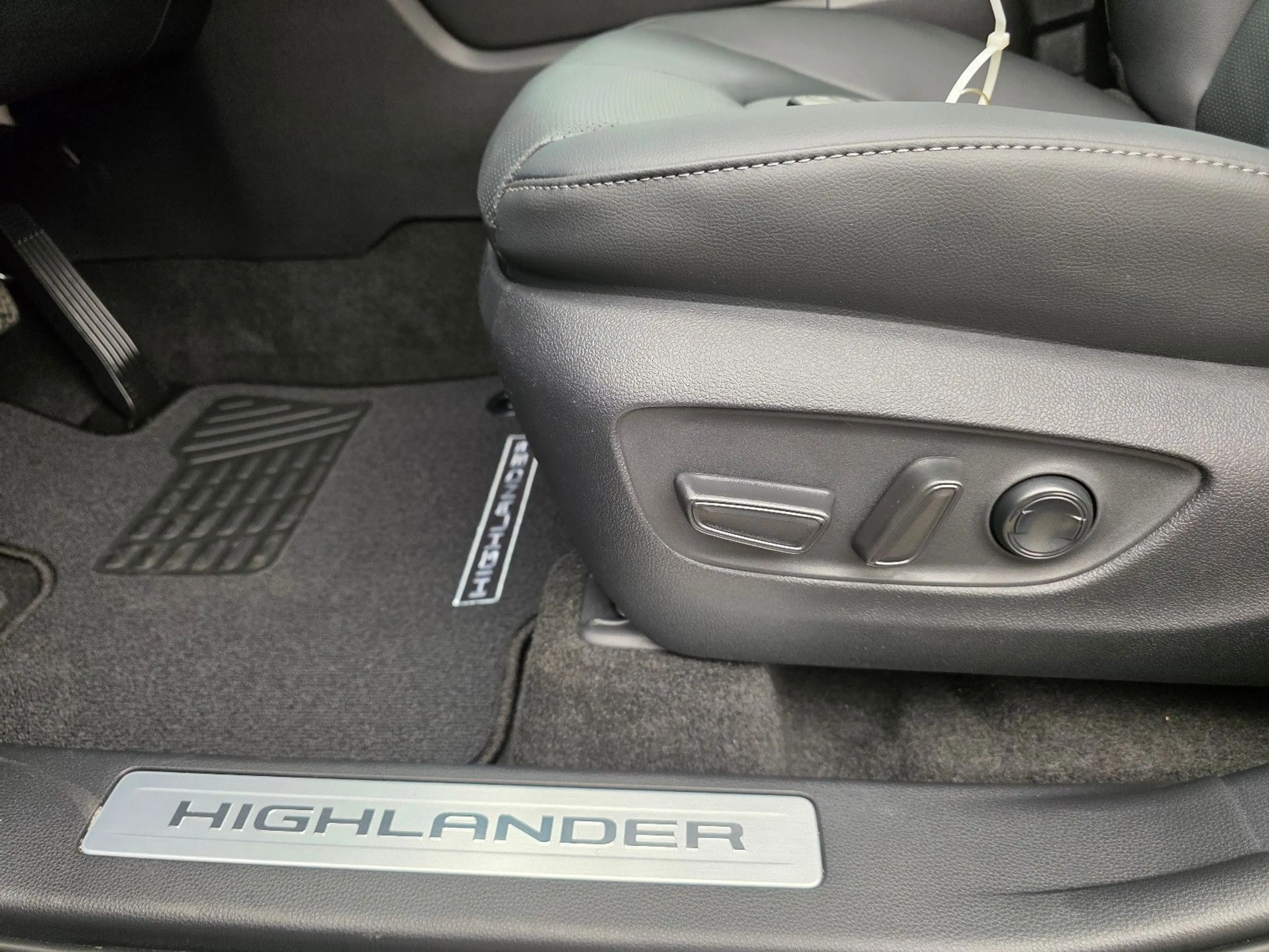 Toyota Highlander Platinum Export Price Out of EUROPE! — photo 14