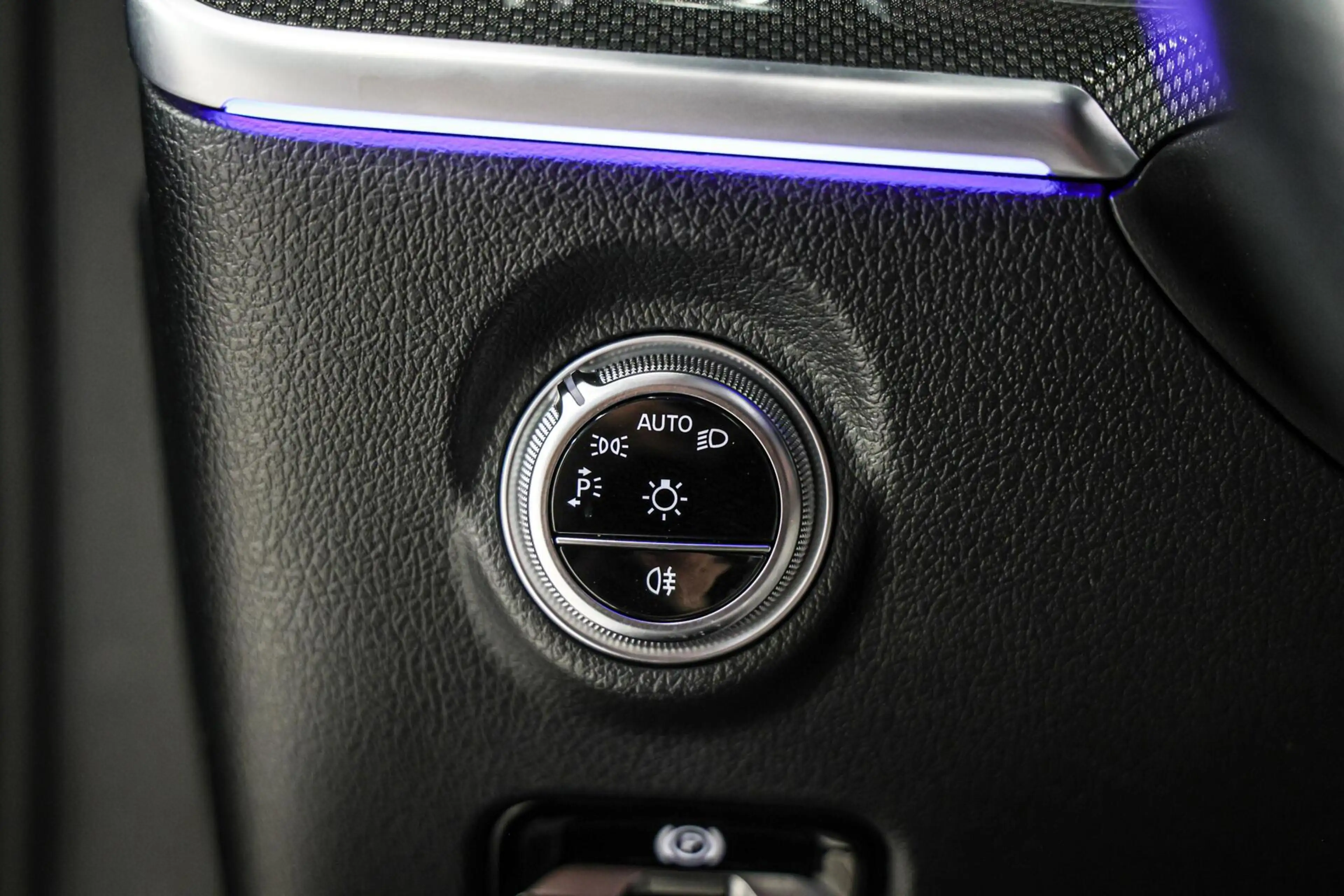 Mercedes-Benz C 300 Estate e AMG Line Limited|360|pano|memory — photo 37