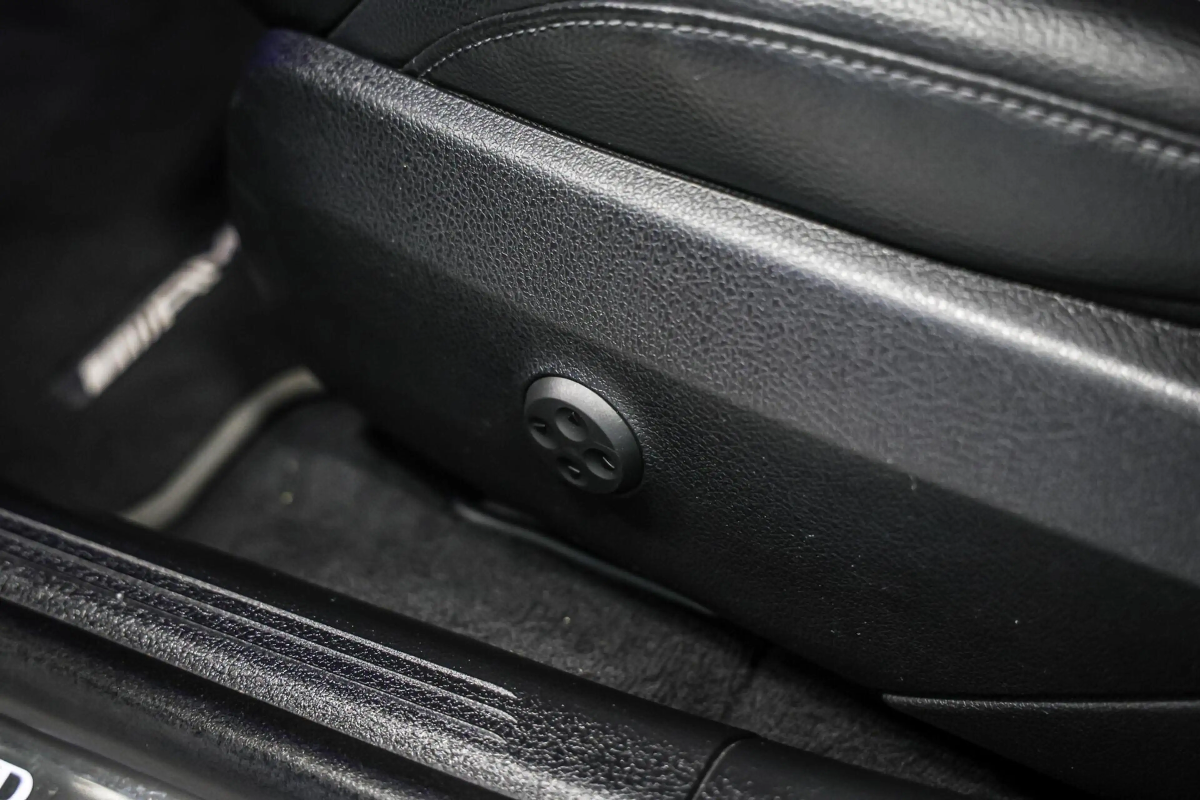 Mercedes-Benz C 300 Estate e AMG Line Limited|360|pano|memory — photo 11