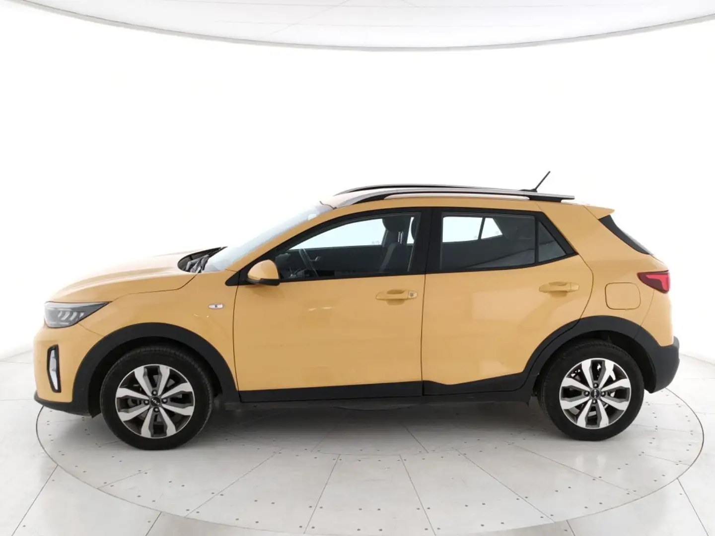 Kia Stonic 1.2 dpi Urban gpl 82cv Giallo - 2