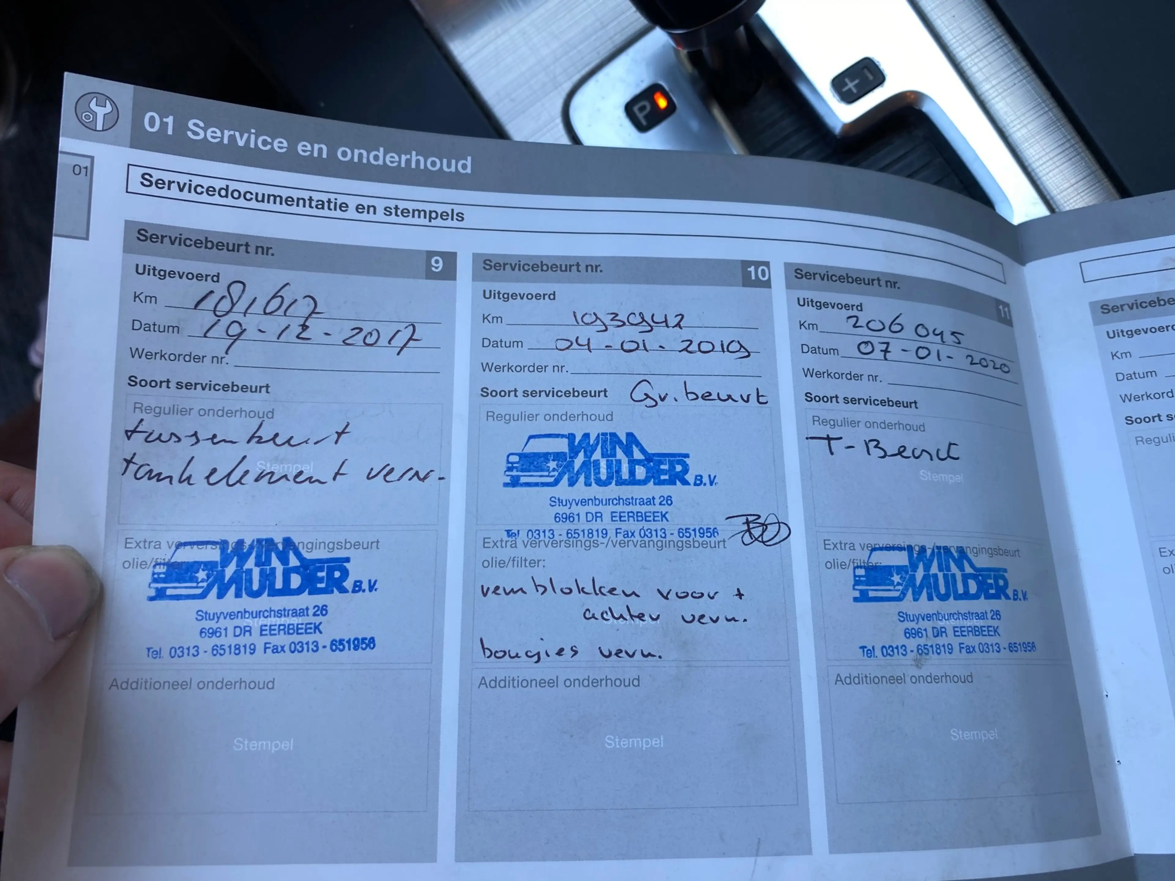Volvo V70 2.5T Momentum Automaat LEER / PDC / TREKHAAK — photo 24