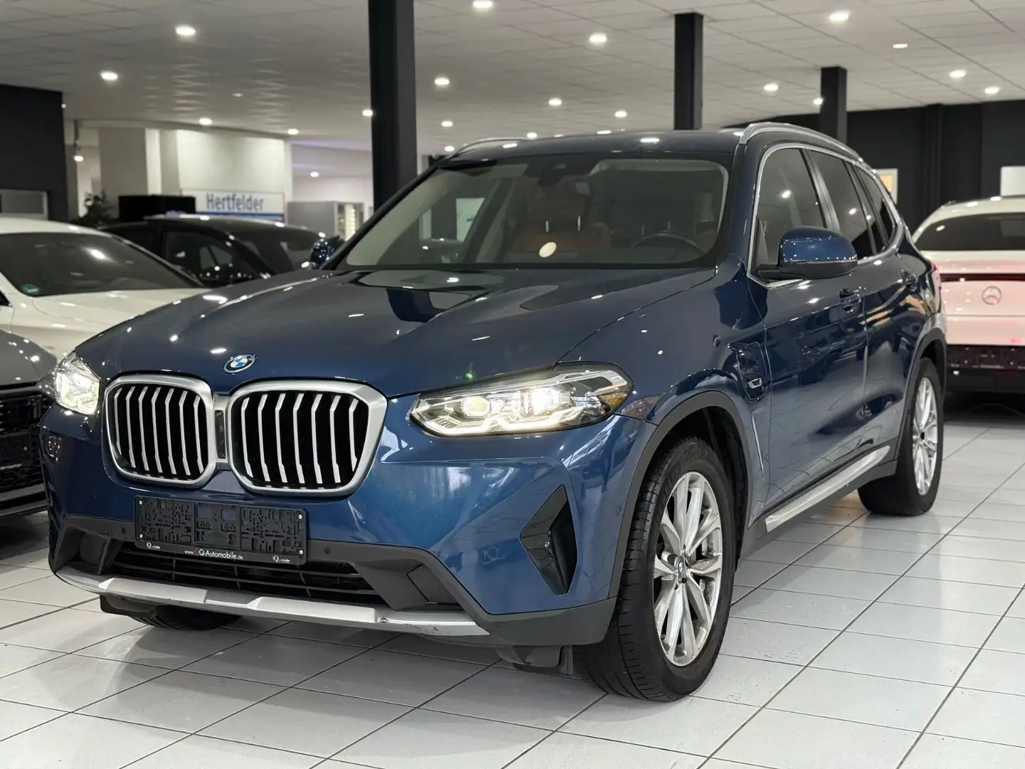 BMW X3 xDrive 30e*PANO*LEDER*KAMERA*DIGITAL-TACHO* Bleu - 1