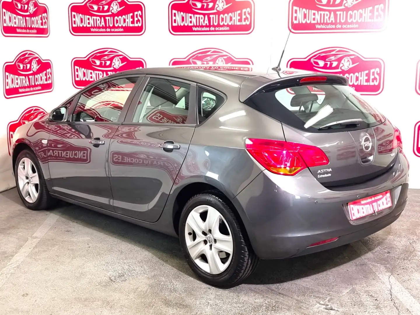 Opel Astra 1.7CDTI Enjoy Gris - 2