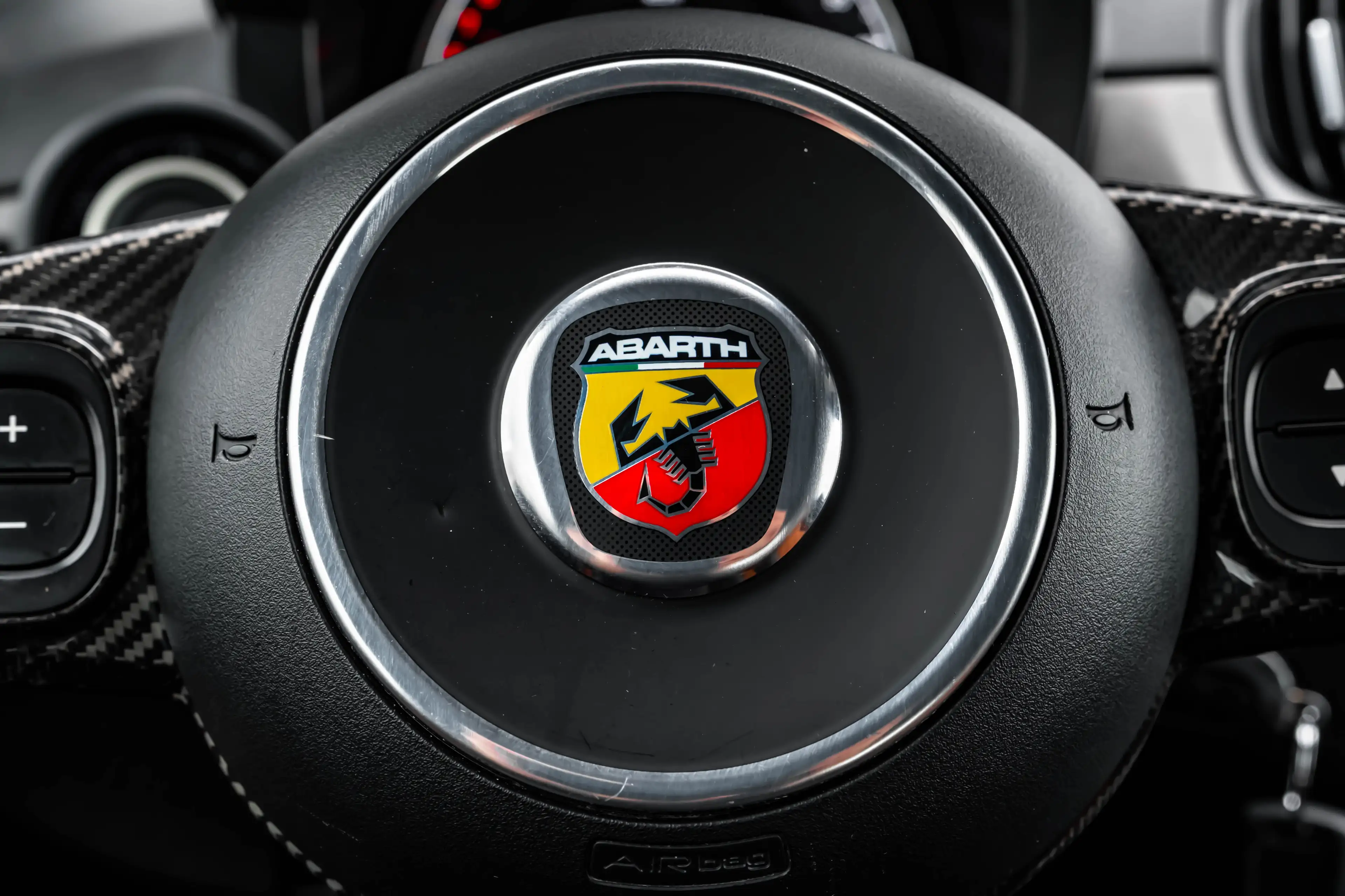 Fiat 500C Abarth 1.4 T-Jet Competizione 180PK | Elektr Schuifdak | — photo 32