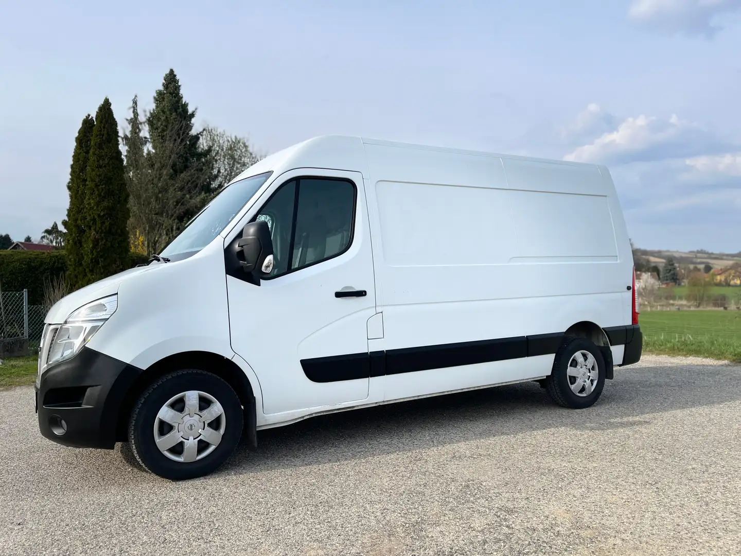 Nissan NV400 NV400 F35.17 L2H2 3,5t 2,3 dCi 125 Comfort Weiß - 1