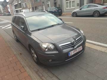 Avensis 2.0 D-4D
