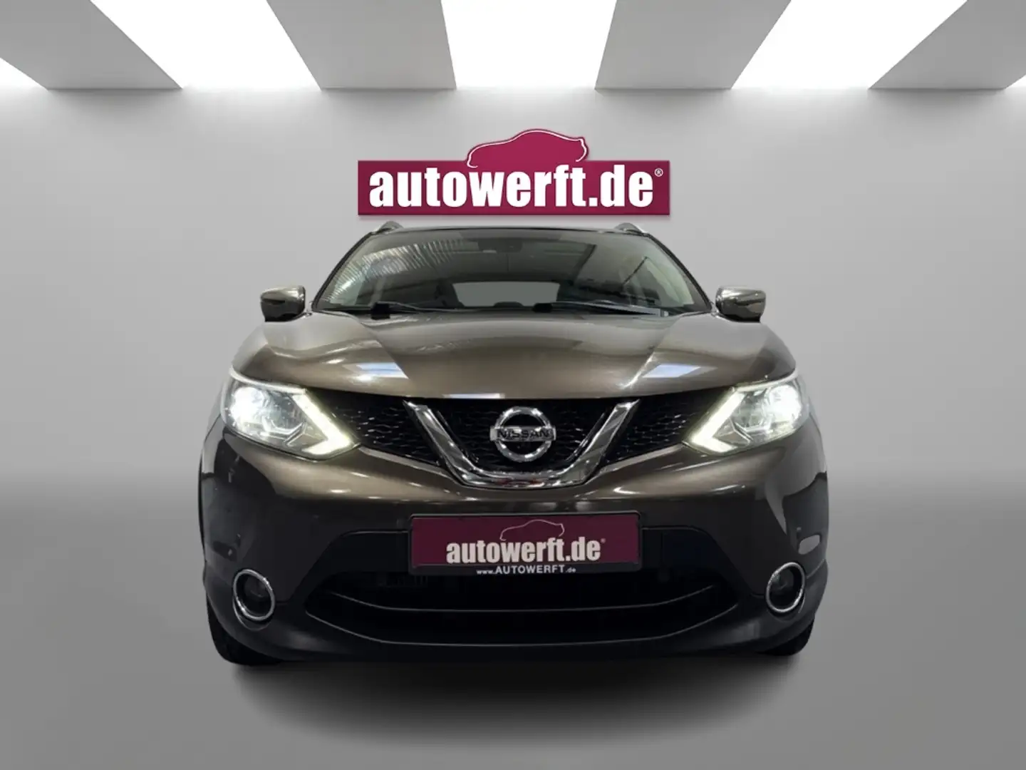 Nissan Qashqai 1.6 dCi LEDER PANO KAMERA NAVI SHZ PDC Braun - 2