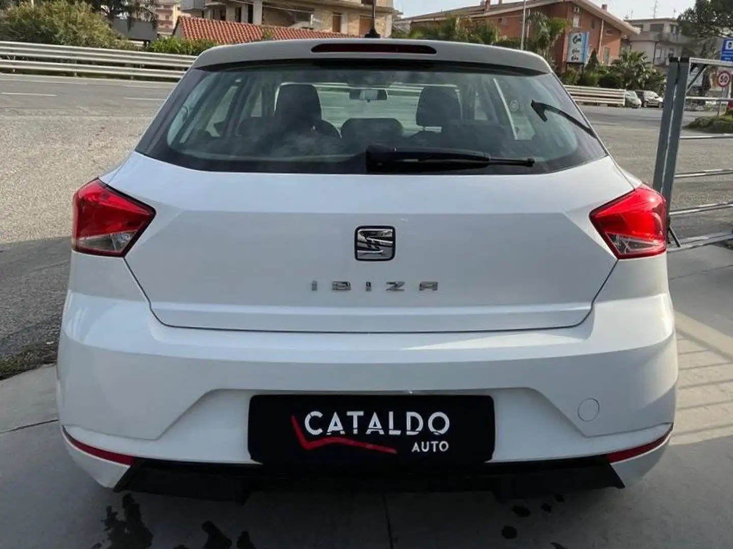 SEAT Ibiza Ibiza 1.0 mpi Style 80cv Bianco - 2