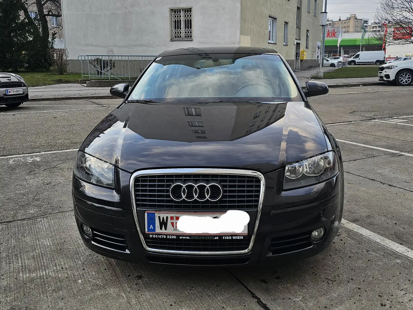 Audi A3 A3 SB 1,8 T FSI Ambiente S tronic Ambiente Grau - 1
