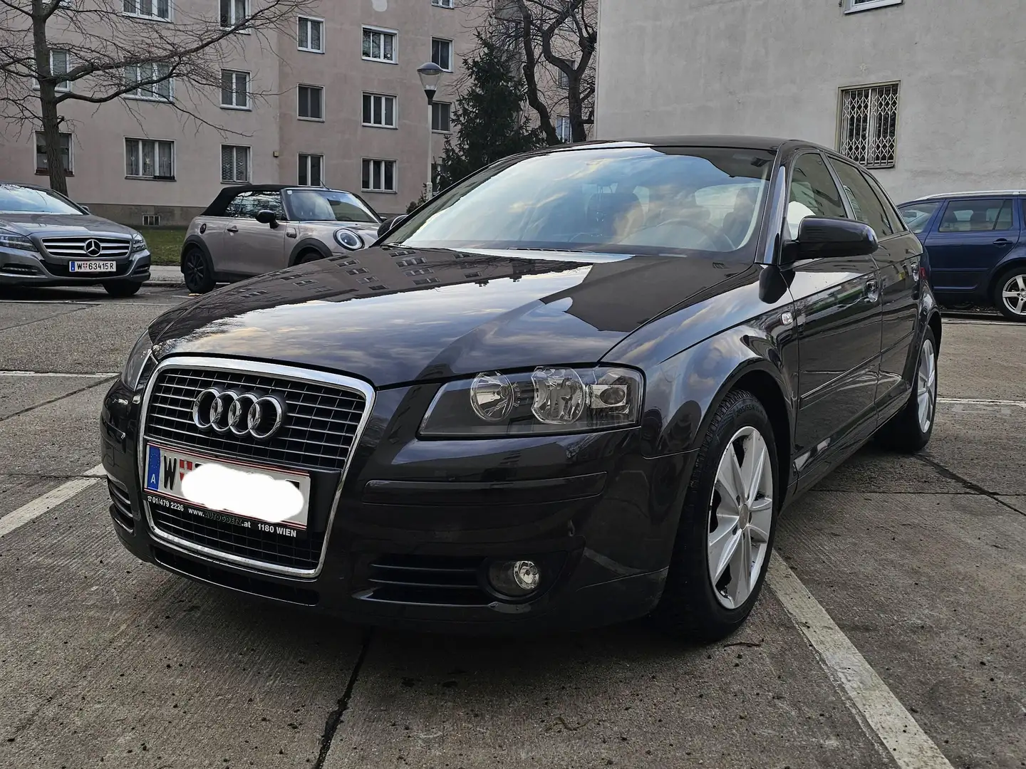 Audi A3 A3 SB 1,8 T FSI Ambiente S tronic Ambiente Grau - 2