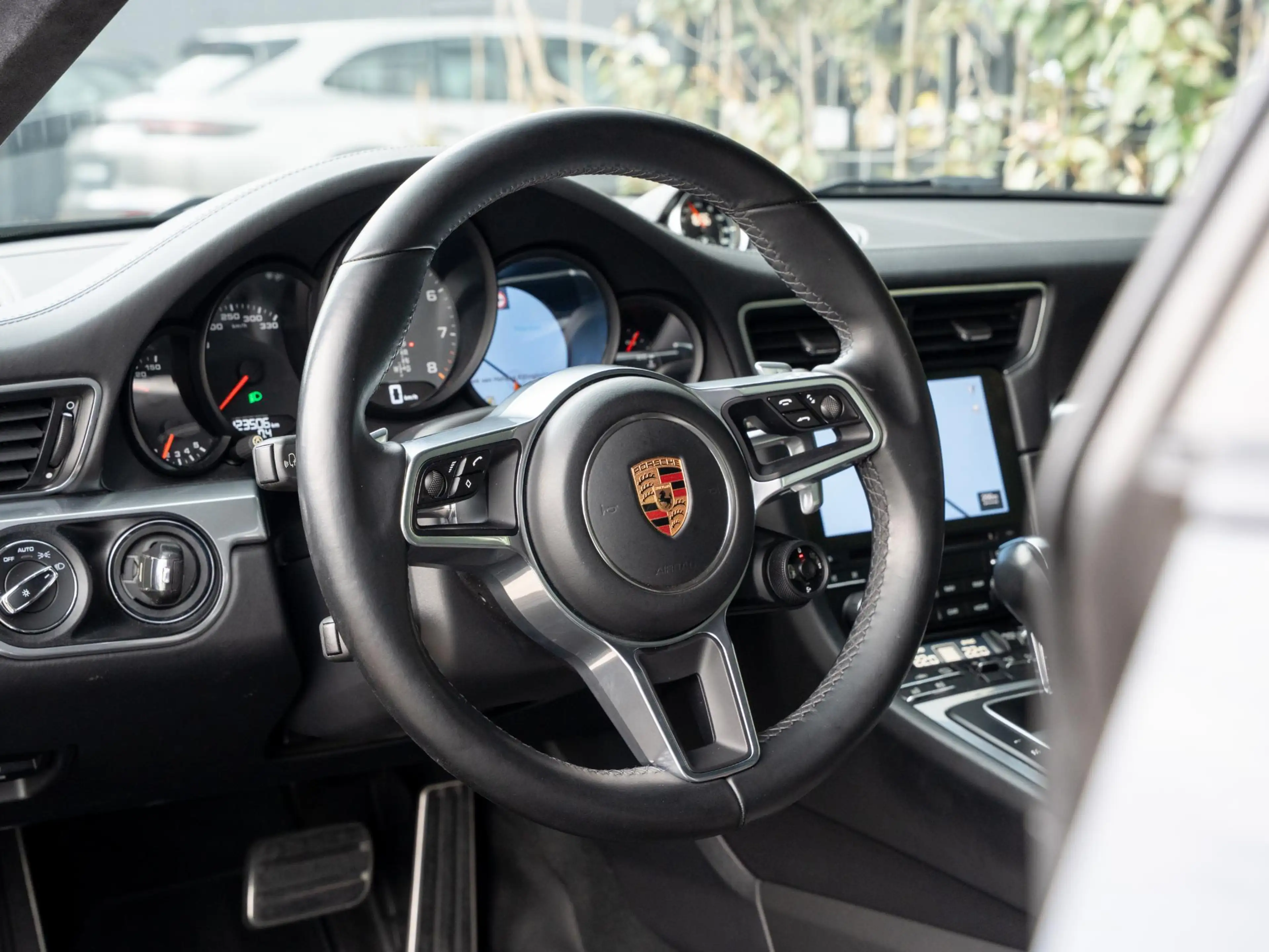 Porsche 991 3.0 Carrera 4S — photo 24