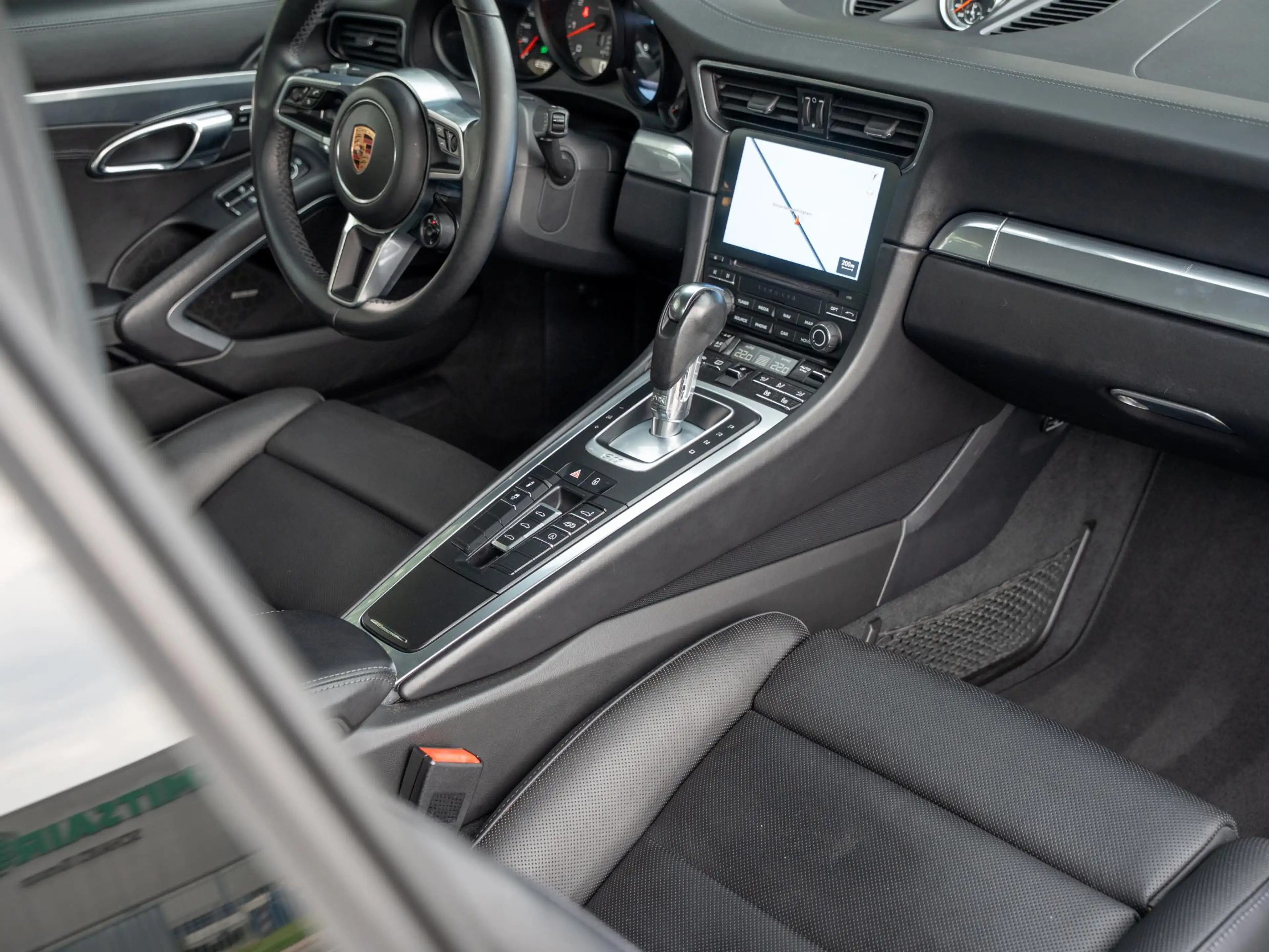 Porsche 991 3.0 Carrera 4S — photo 33