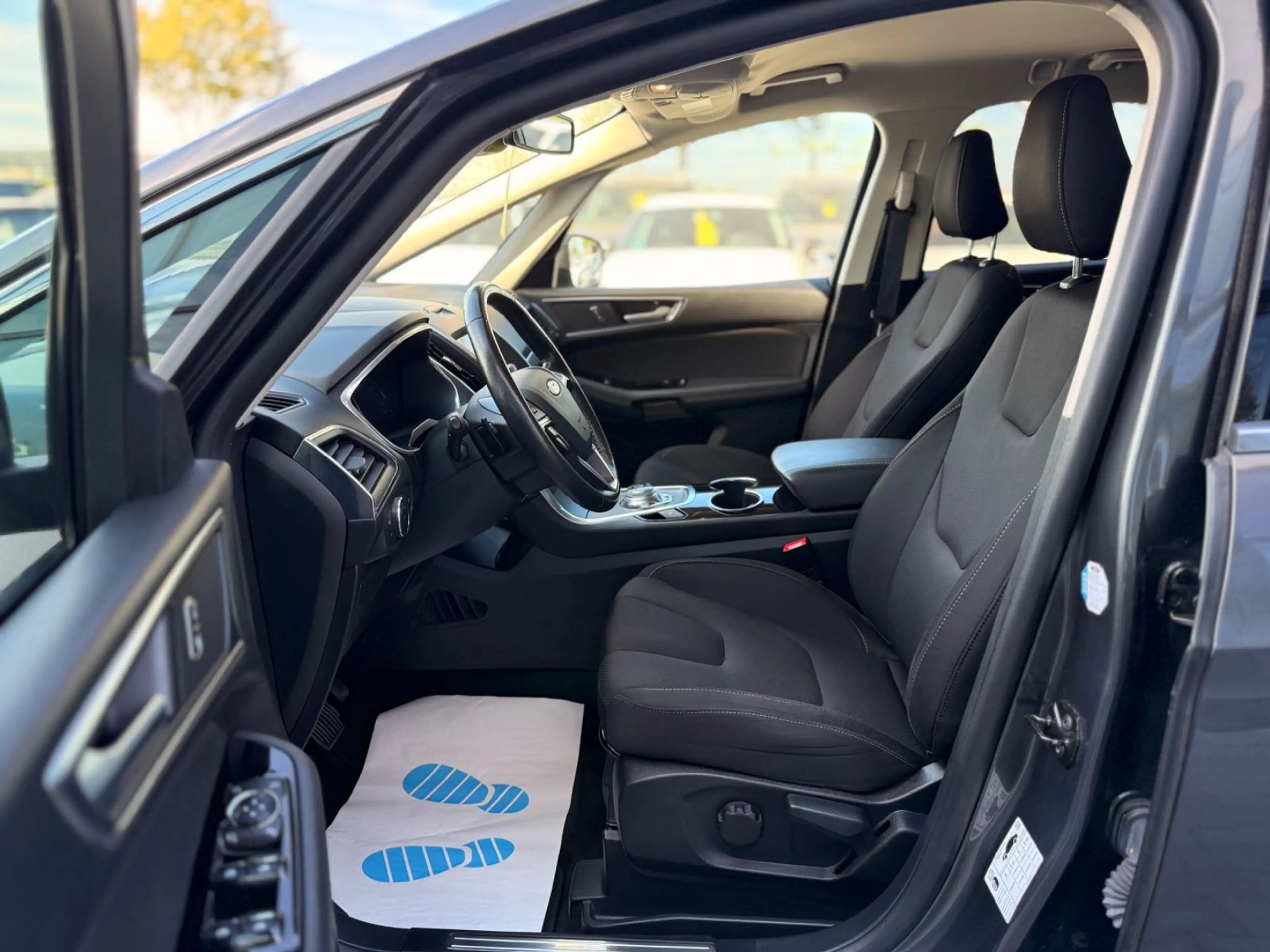 Ford S-Max S-MAX 2.0 EcoBlue Aut. Titanium 7 Sitze 2.Hand — photo 9