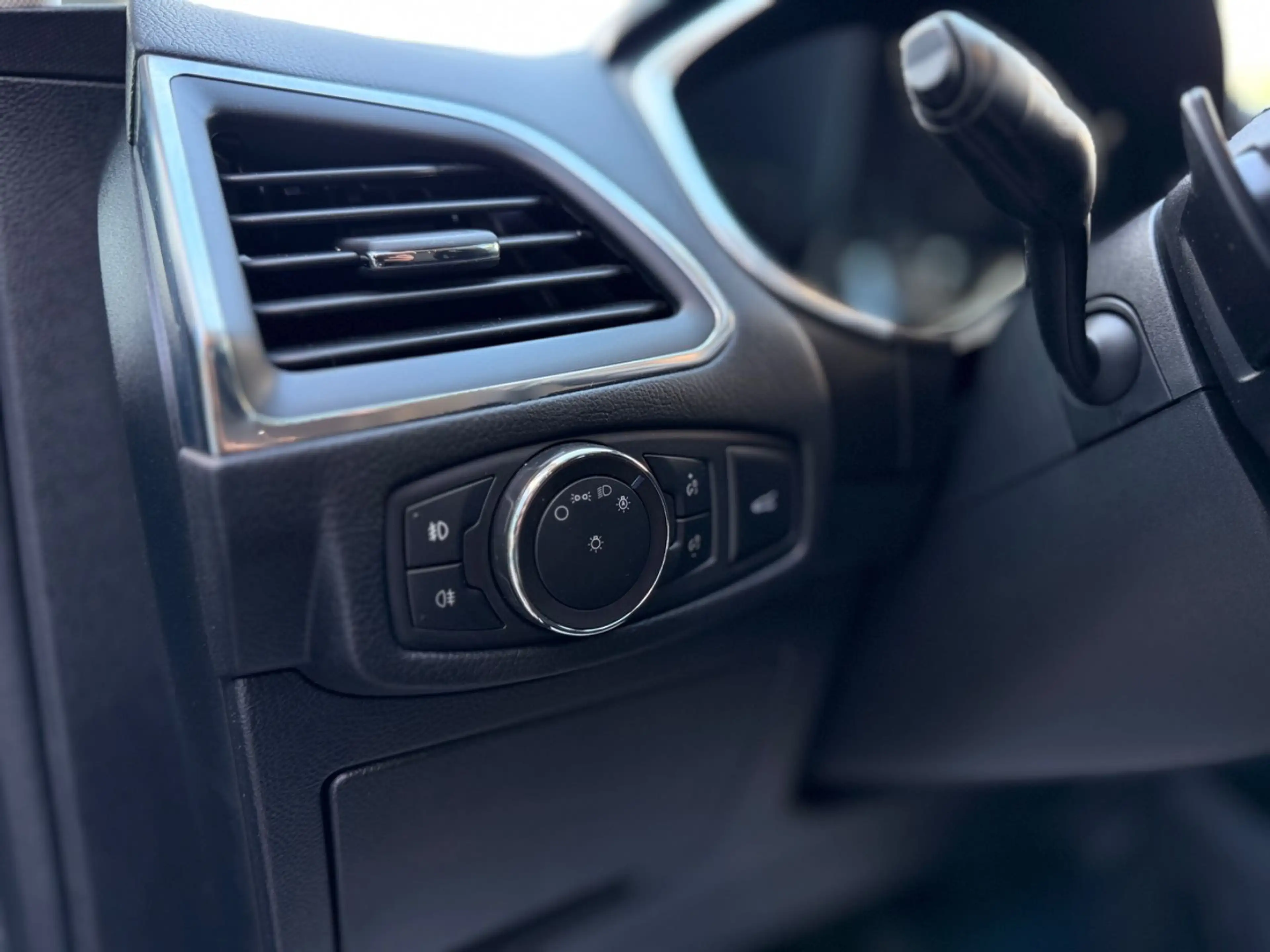 Ford S-Max S-MAX 2.0 EcoBlue Aut. Titanium 7 Sitze 2.Hand — photo 8