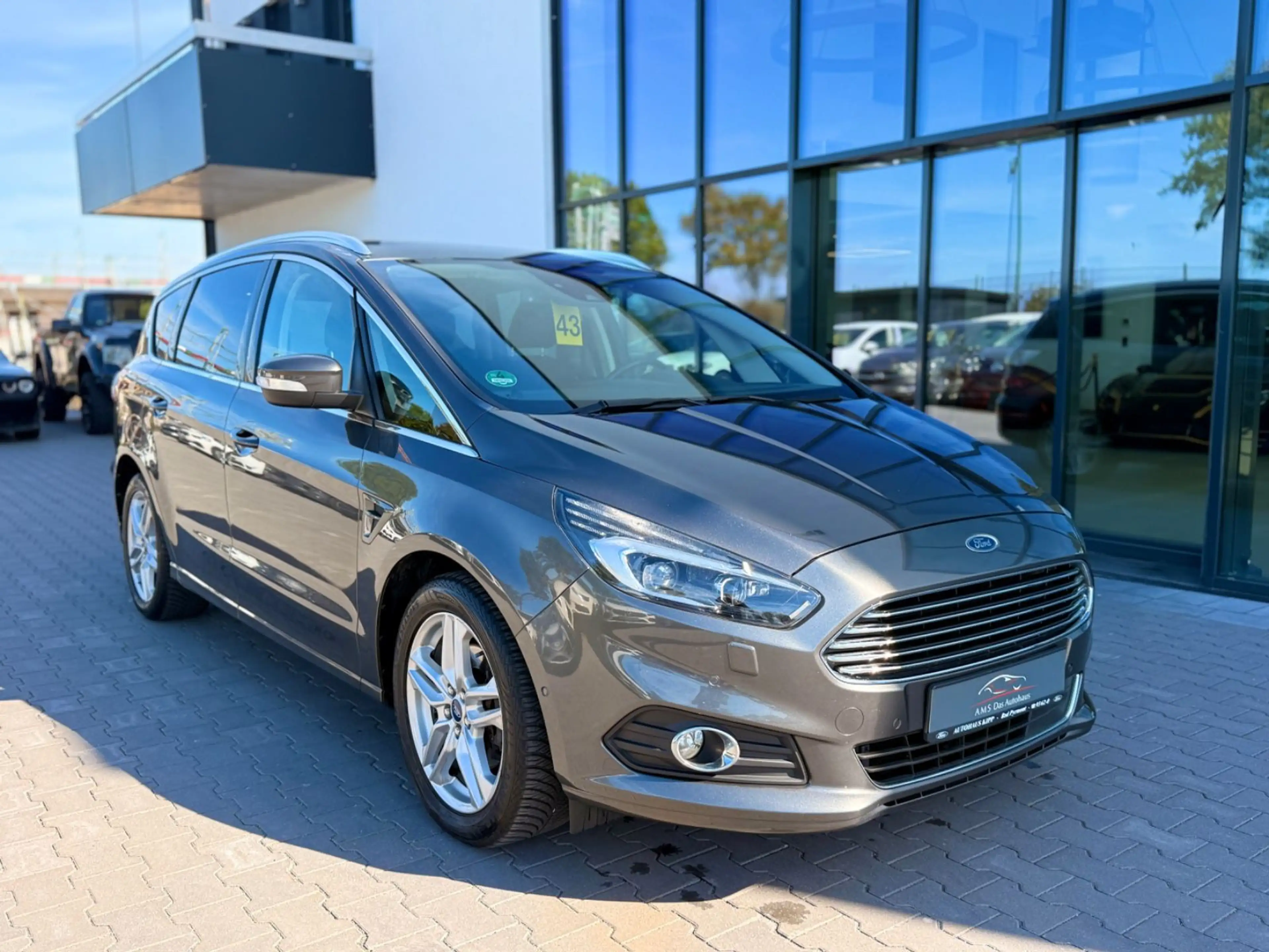 Ford S-Max S-MAX 2.0 EcoBlue Aut. Titanium 7 Sitze 2.Hand — photo 2