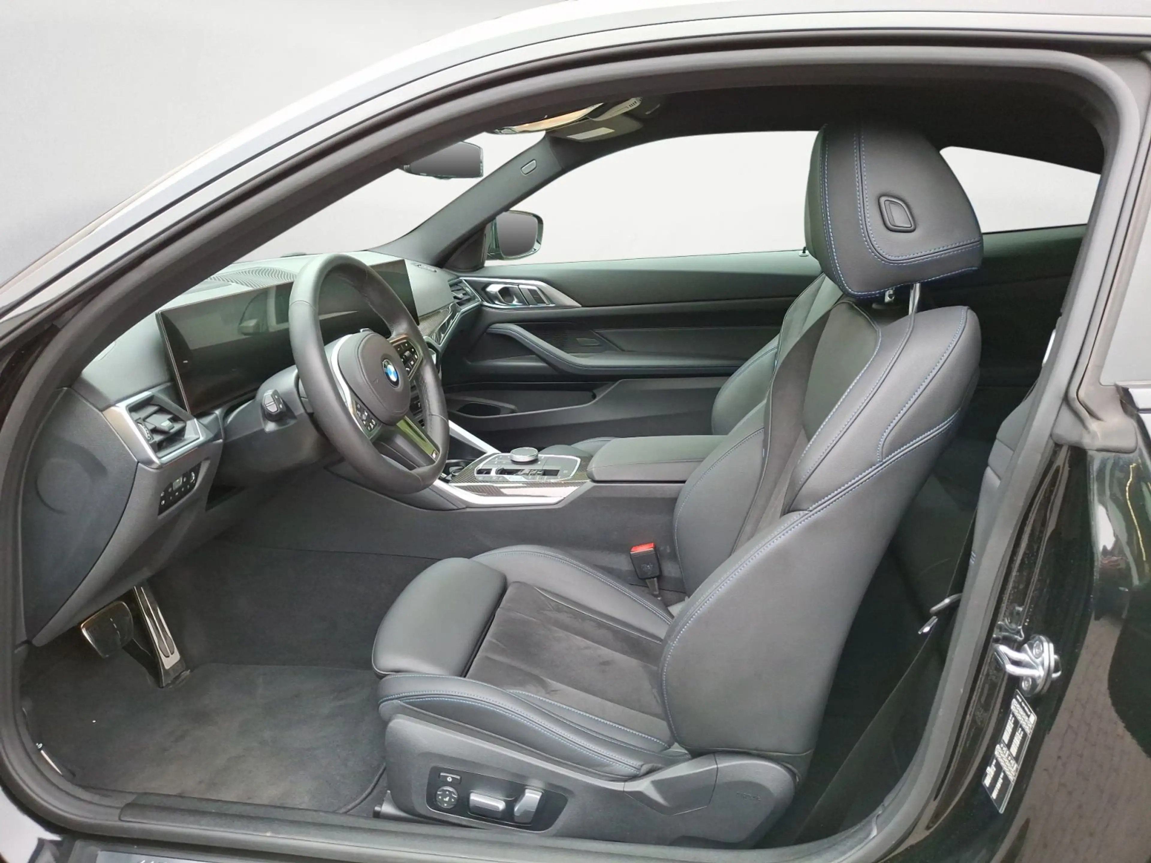 BMW 430 i Coupe Navi Tempom.aktiv Bluetooth PDC MP3 S — photo 12