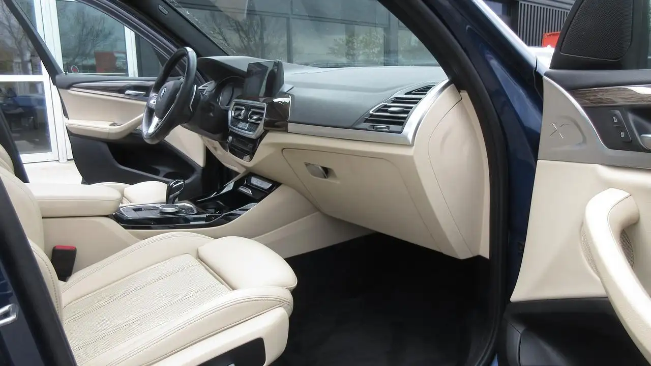 BMW X3 снимка BMW X3