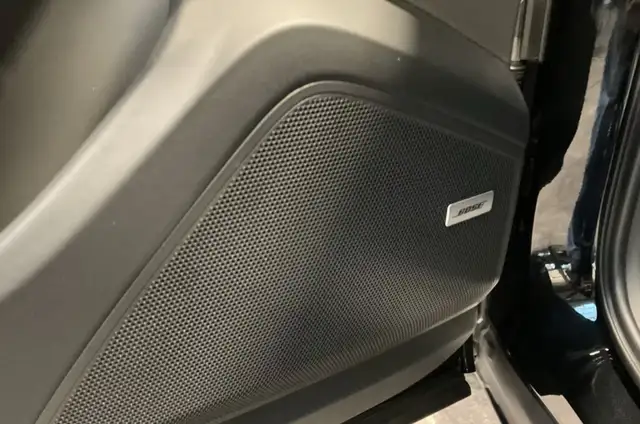 Porsche Cayenne Cayenne Coupe Black Edition Sportabgas 22 AHV etc Ansicht 21