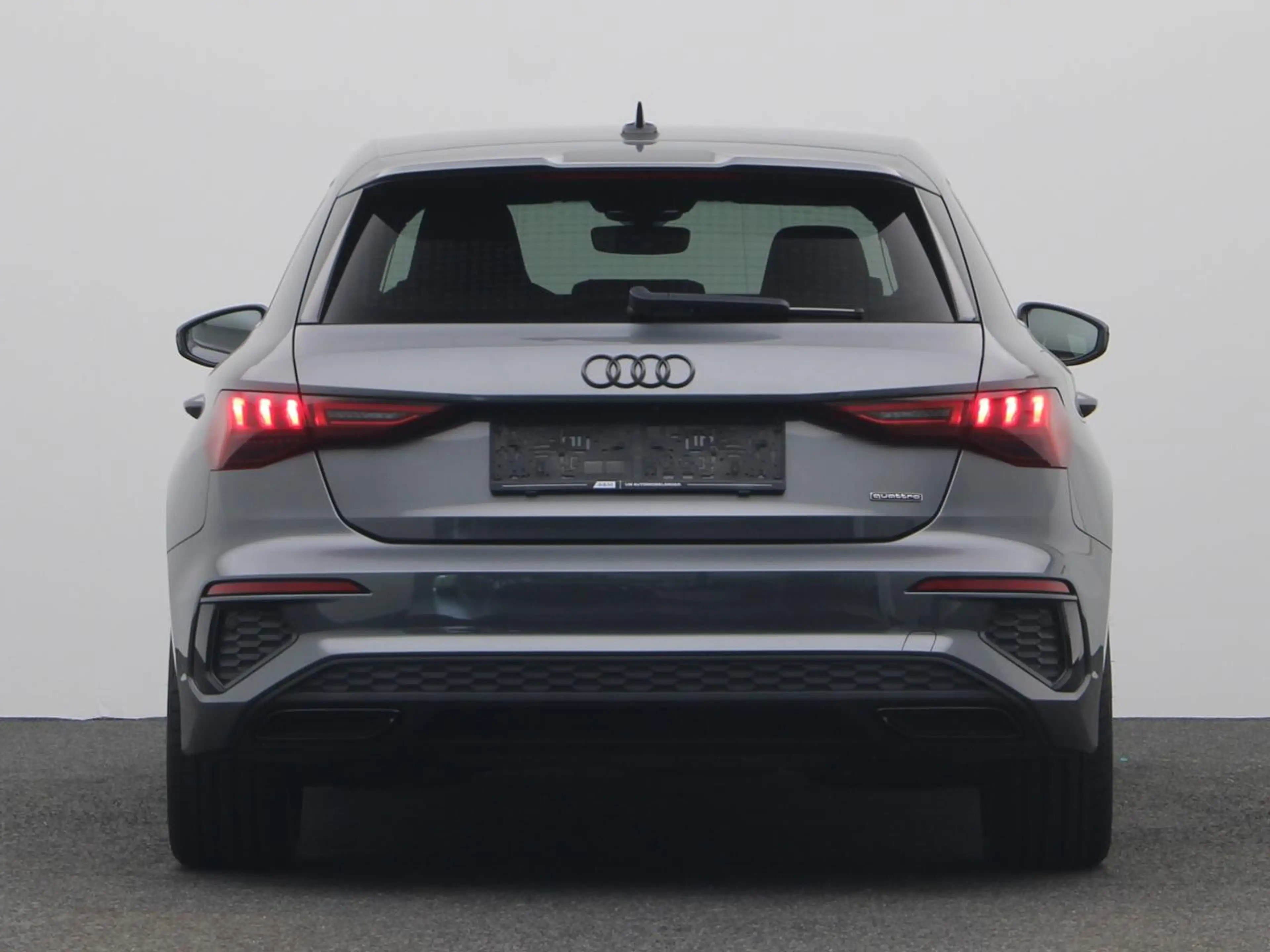 Audi A3 S-LINE 40 TFSI 190 PK QUATTRO S-TRONIC — photo 6