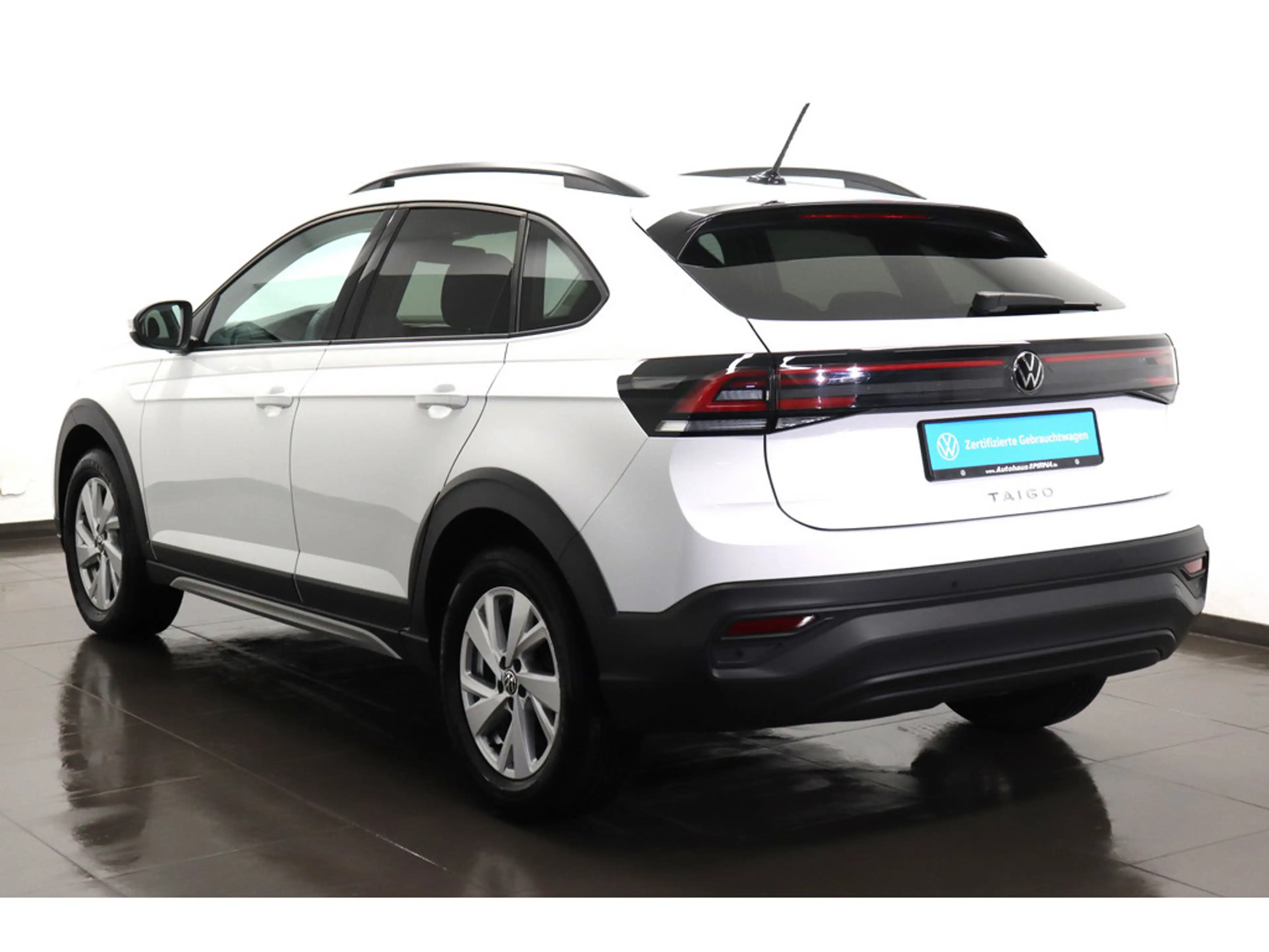 Volkswagen Taigo Life 1.0 TSI #IQ.LIGHT#NAVI#SHZG — photo 8