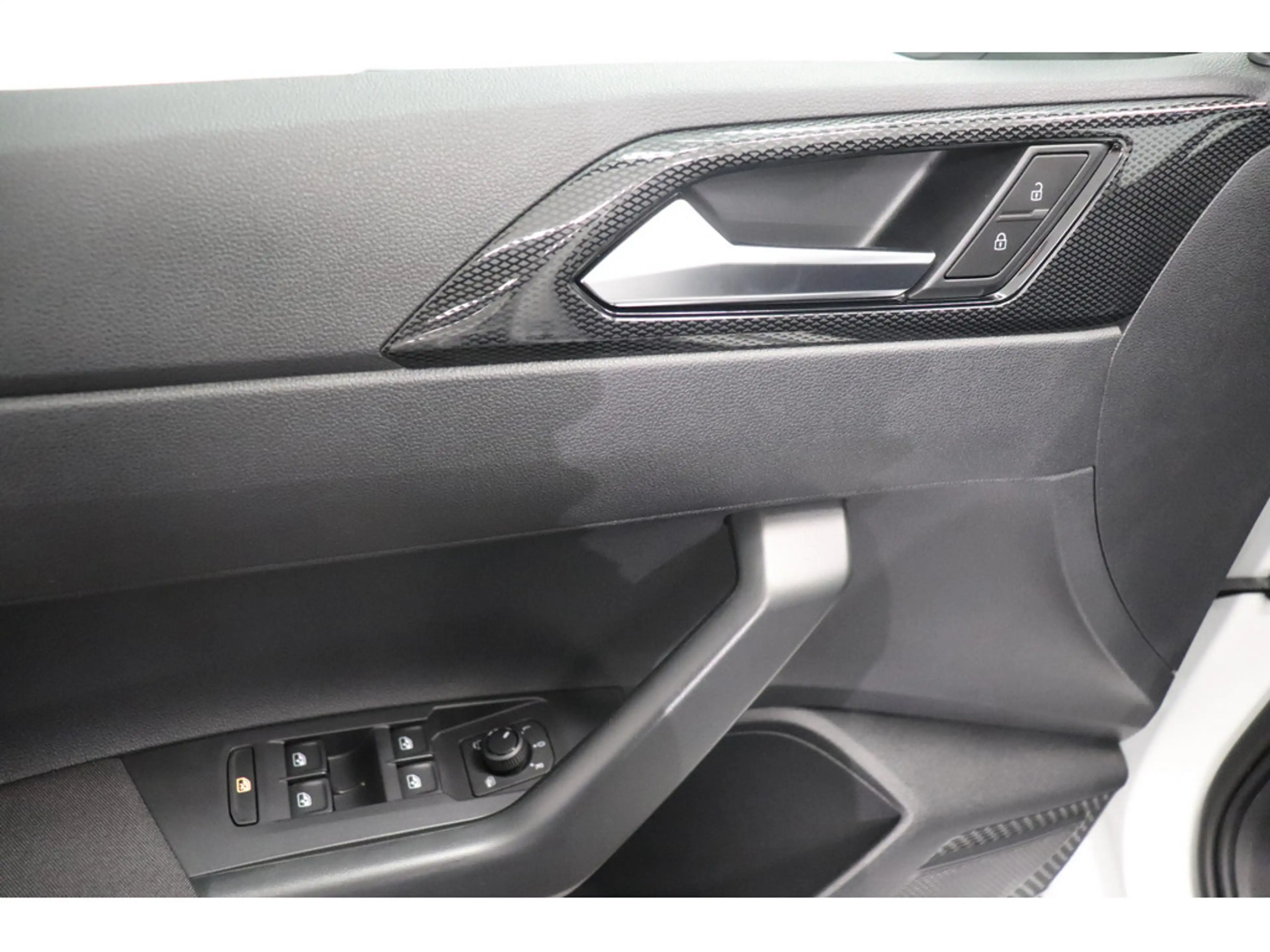 Volkswagen Taigo Life 1.0 TSI #IQ.LIGHT#NAVI#SHZG — photo 14