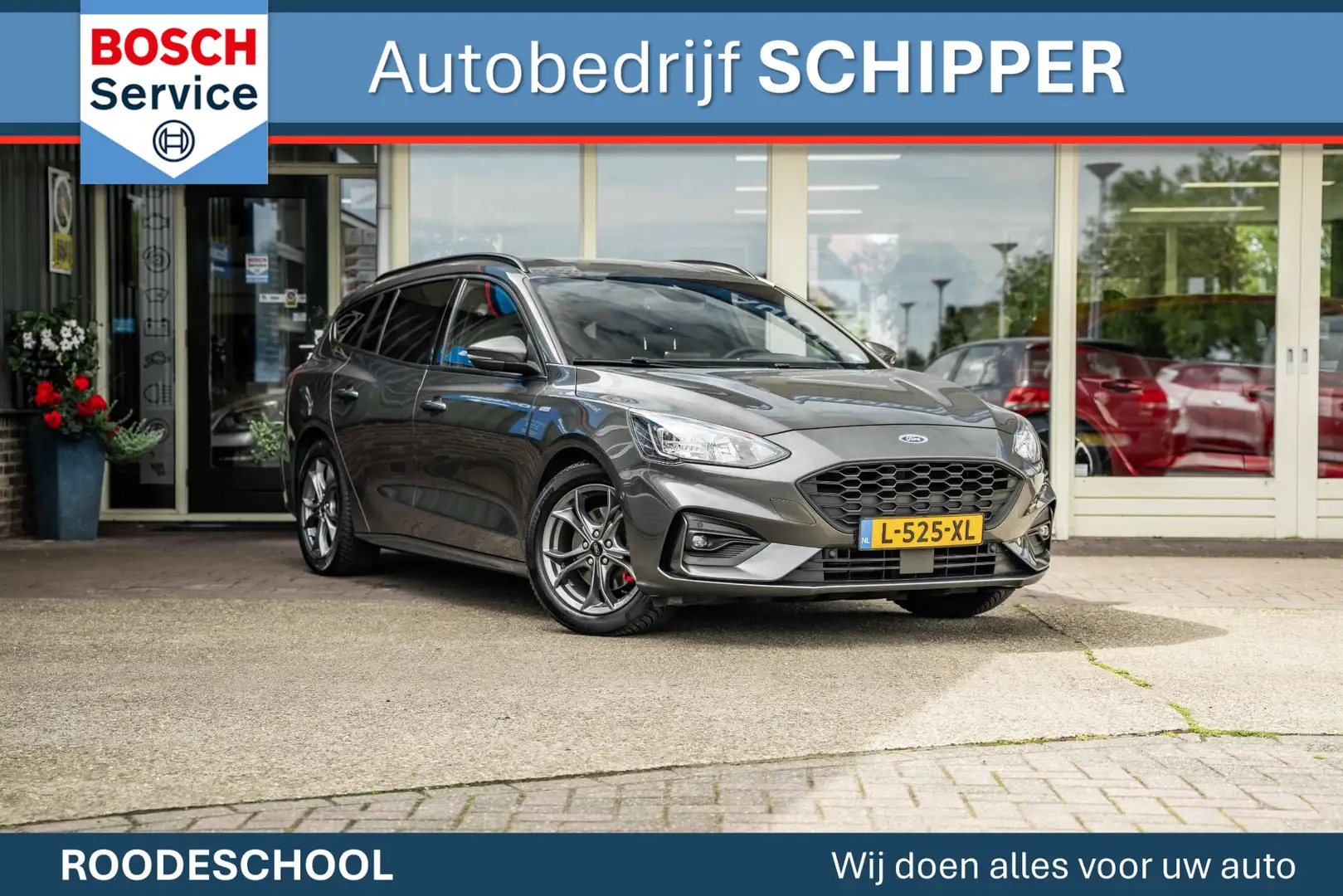 Ford Focus Wagon 1.0 EcoBoost ST Line Business Grijs - 1