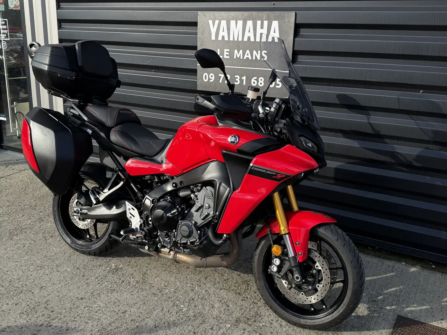 Yamaha Tracer 9 GT Rouge - 1