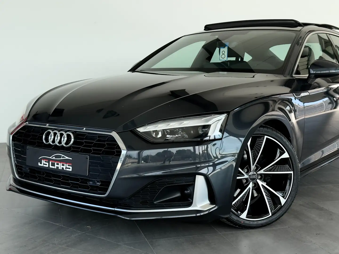Audi A5 SPORTBACK 2.0TDi-1ERPRO-COCKPIT-T.O-CUIR-CAMERA Grijs - 2