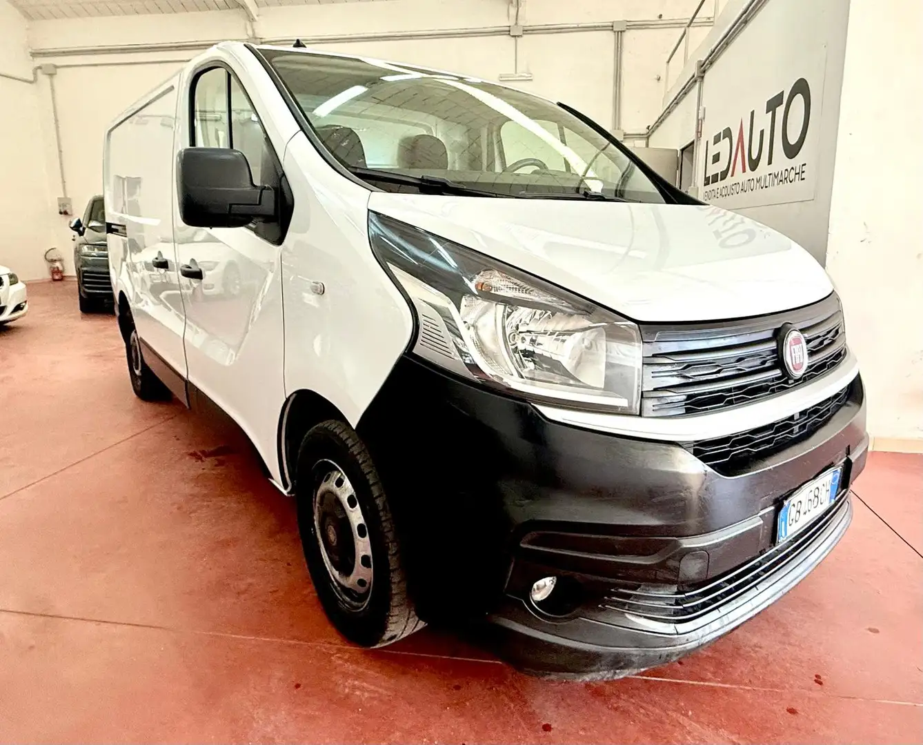 Fiat Talento 2.0 ECOJET 120CV  CH1 12 Q.LI Weiß - 1