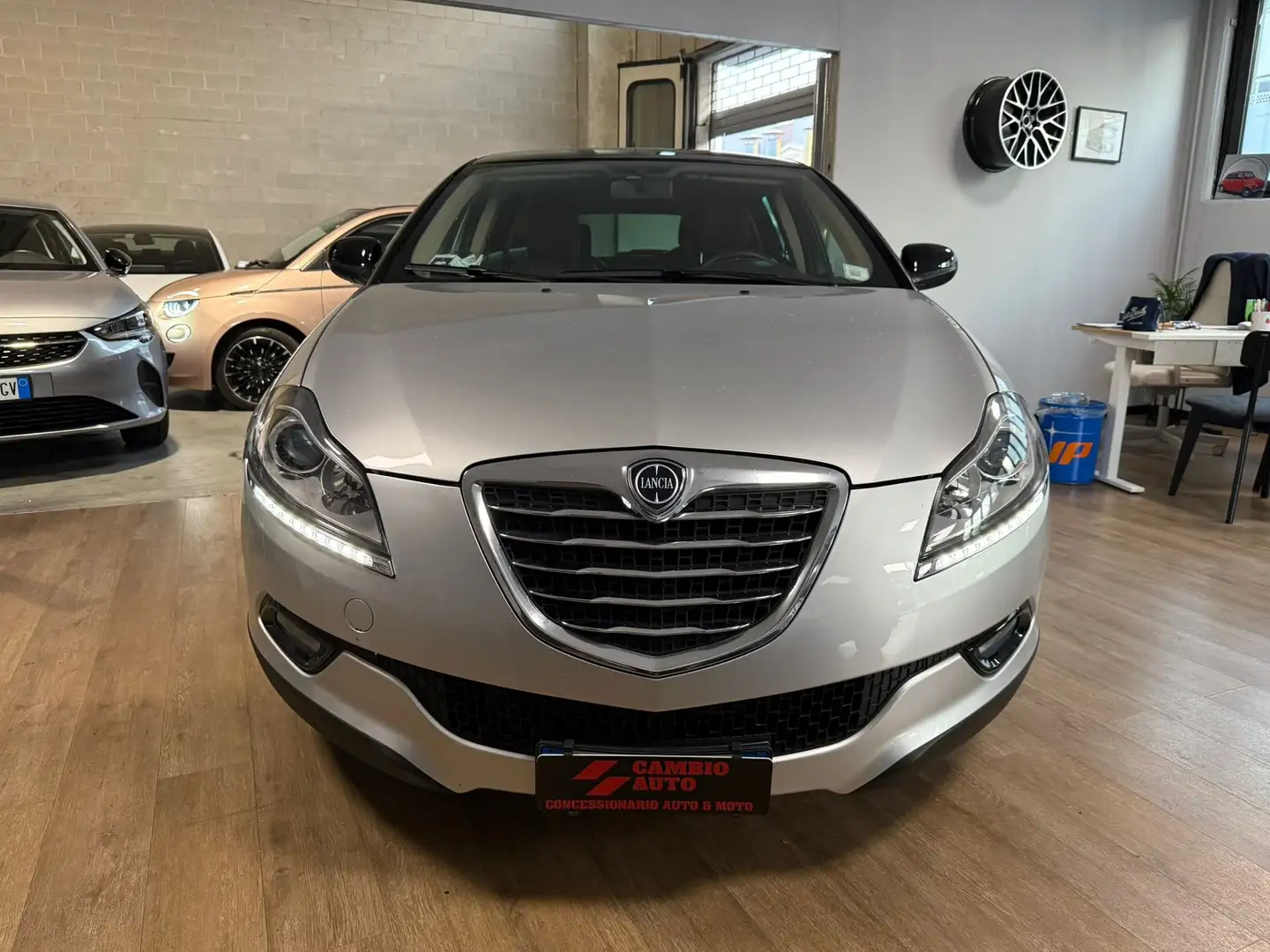 Lancia Delta 1.4 m-air Platinum s&s 140cv Argent - 2