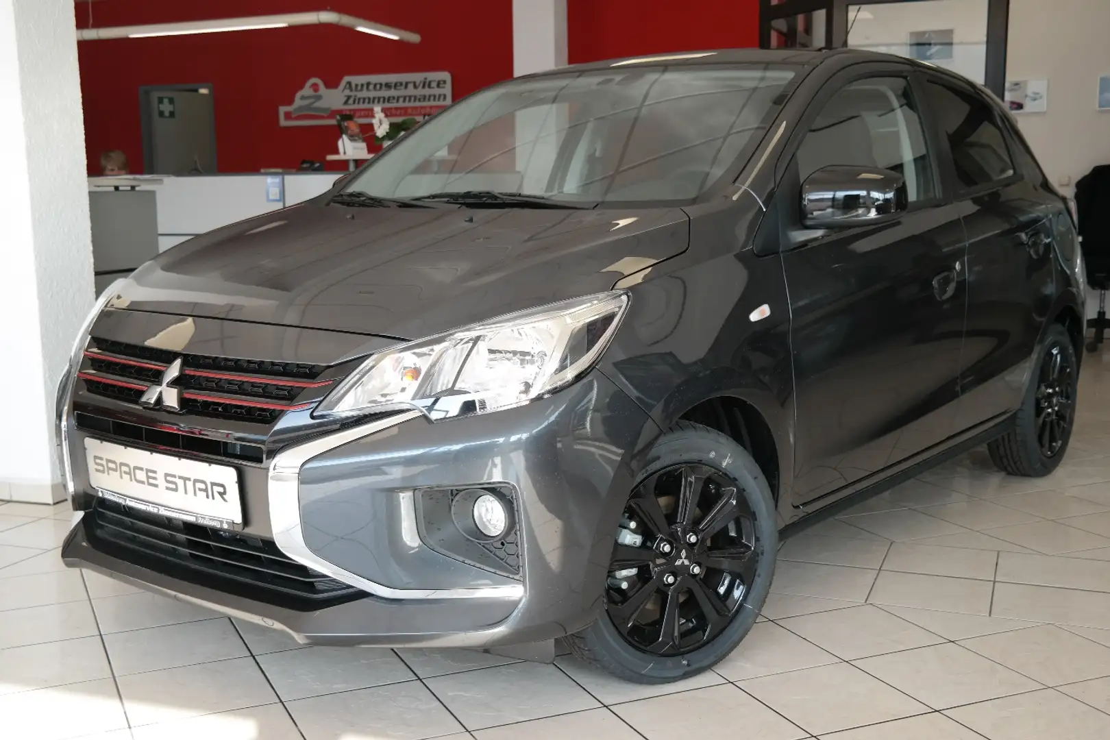 Mitsubishi Space Star Select+ Black1.2 MIVEC 5-Gang Gris - 1