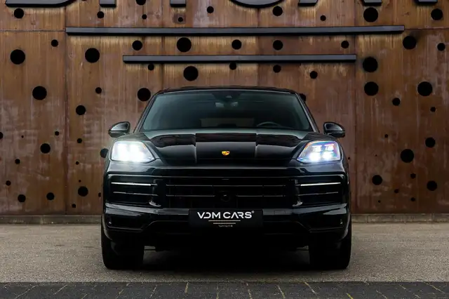 Porsche Cayenne view 5