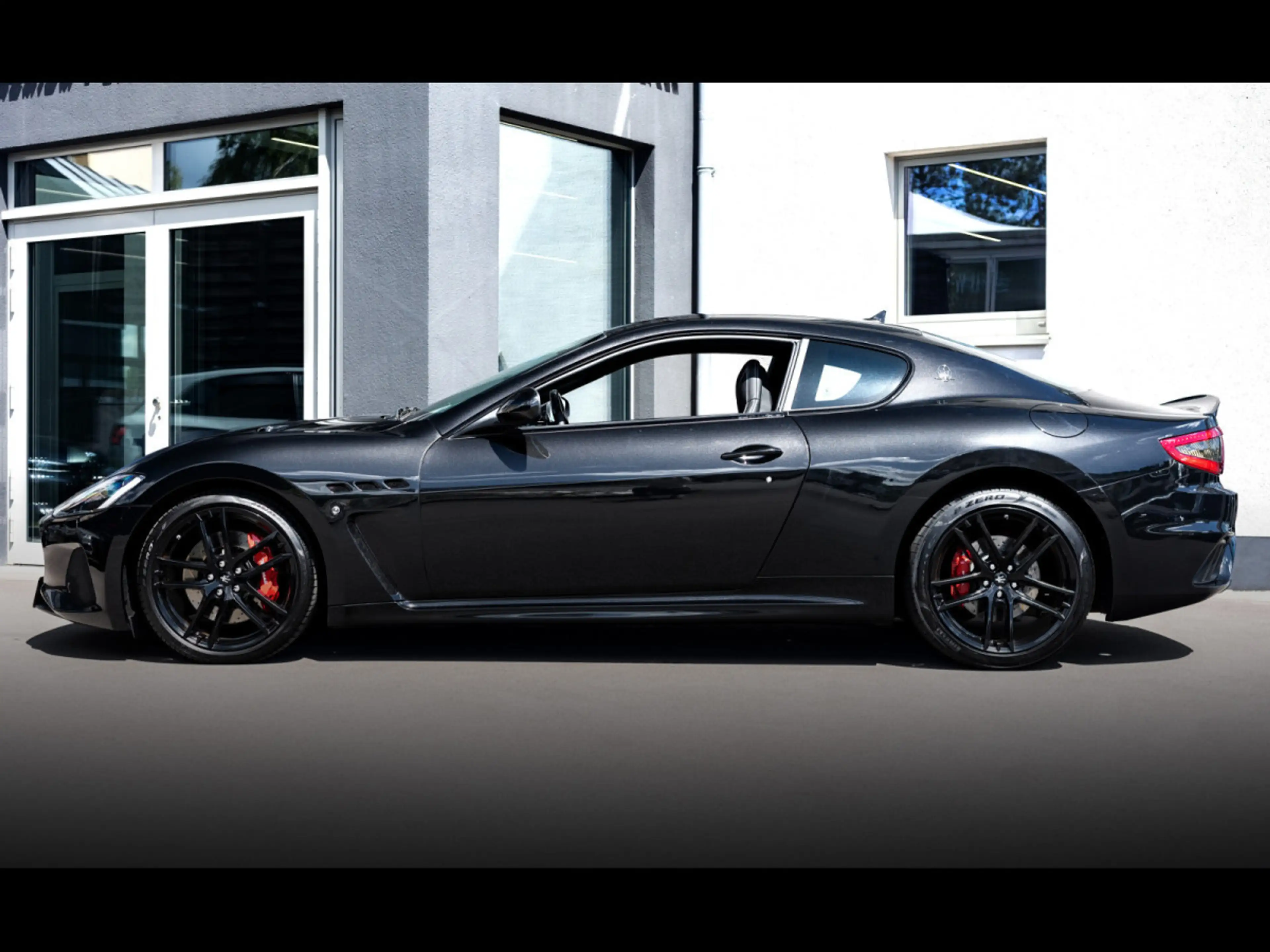 Maserati GranTurismo 4.7 V8 MC (460 CH) PHASE 2°FR REGIS°PPF°CARBON°KAM — photo 2