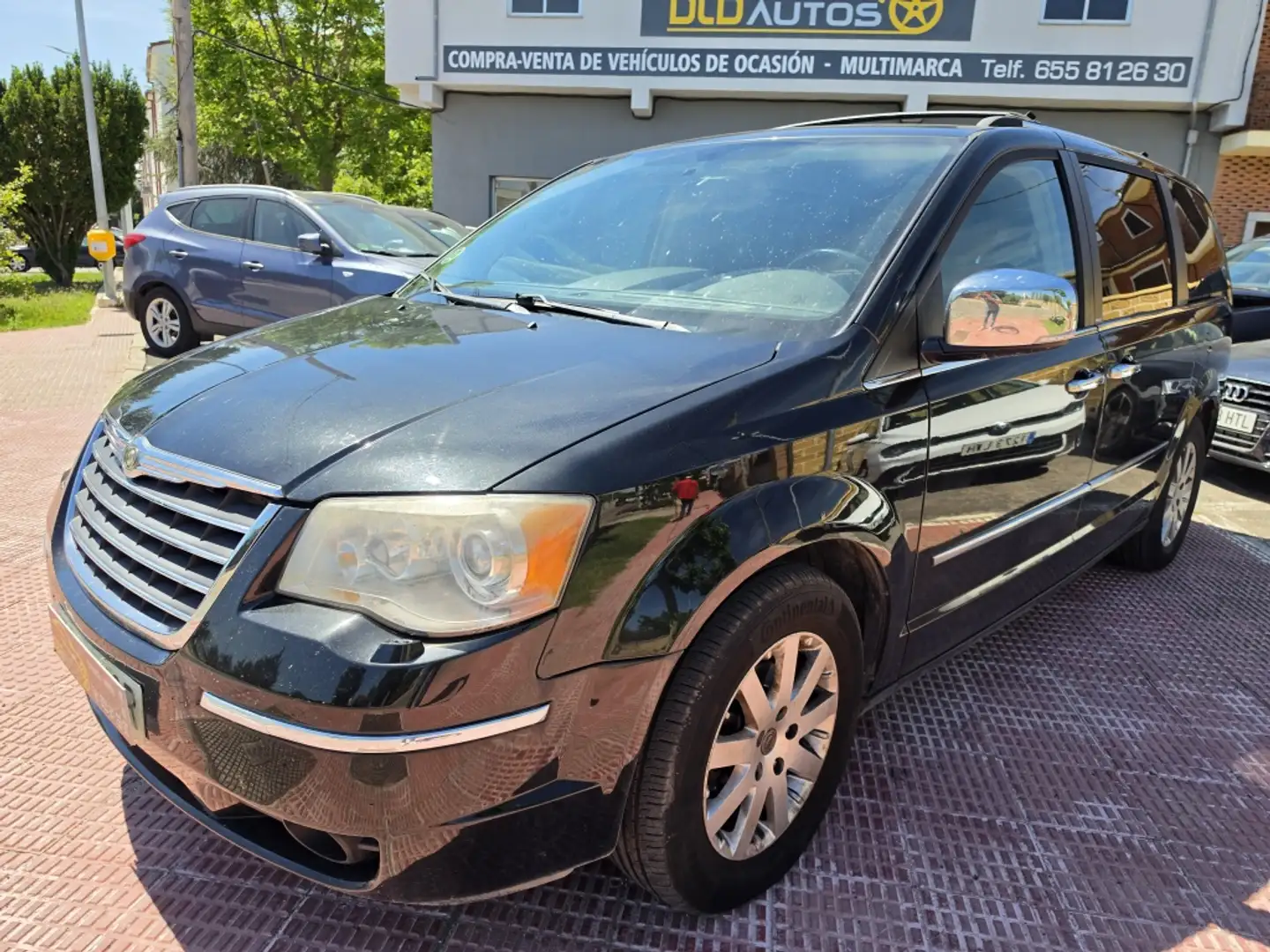 Chrysler Voyager Grand 2.8CRD Limited Entret. Plus Aut. Negro - 1