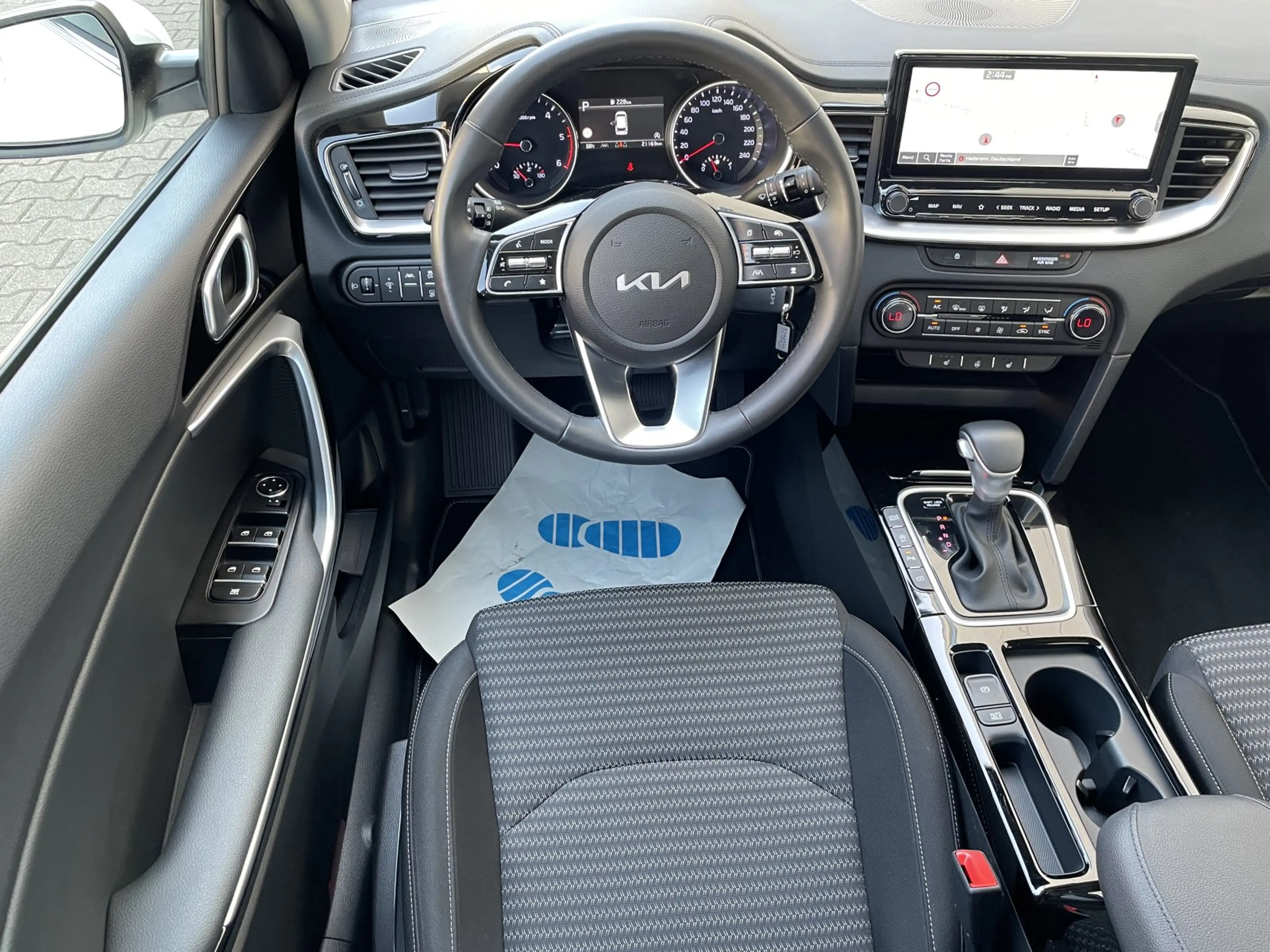 Kia Ceed / cee'd ceed Sportswagon 1.6 CRDi DCT Mild Hybrid Vision A — photo 4