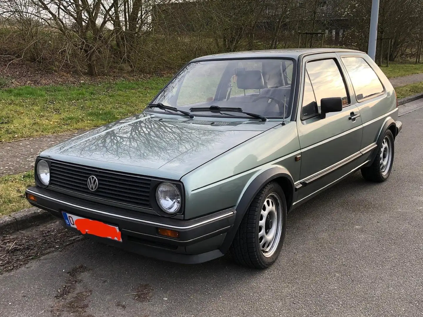 Volkswagen Golf CL Green - 1